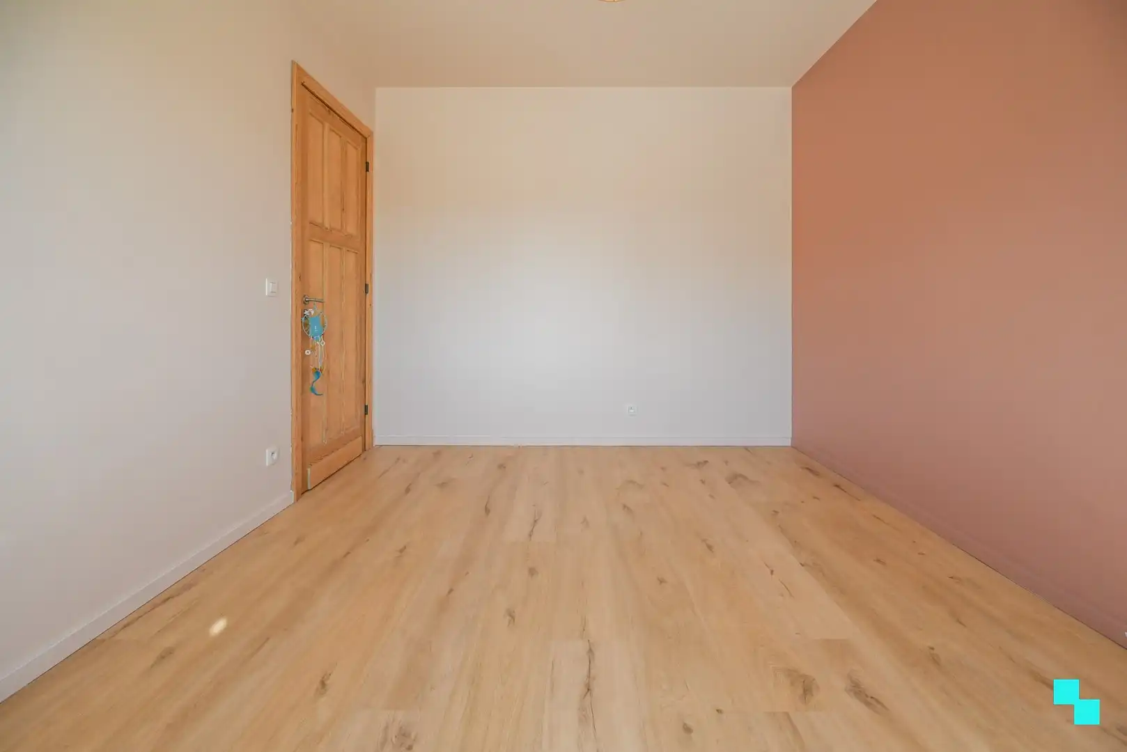 Gerenoveerde 2-slaapkamerwoning in Ingelmunster foto 26