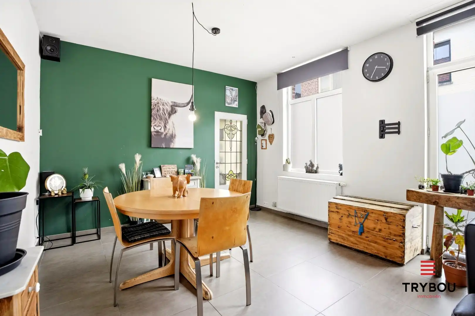 Instapklare woning met 4 slaapkamers te koop in het hartje van Poperinge!  foto 7