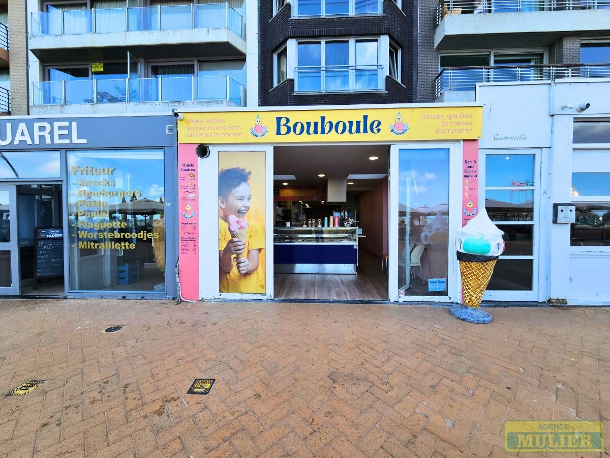 Commerciële ruimte te koop foto {{pictureIndex}}