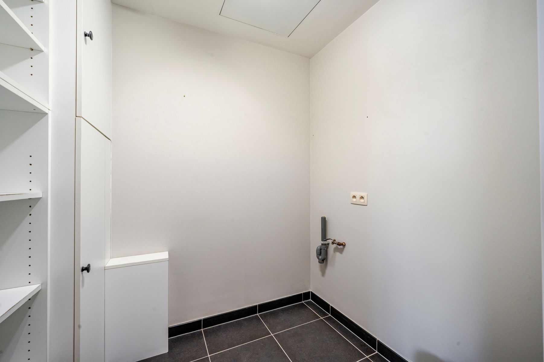 Energiezuinig en instapklaar appartement in centrum Torhout! foto 8
