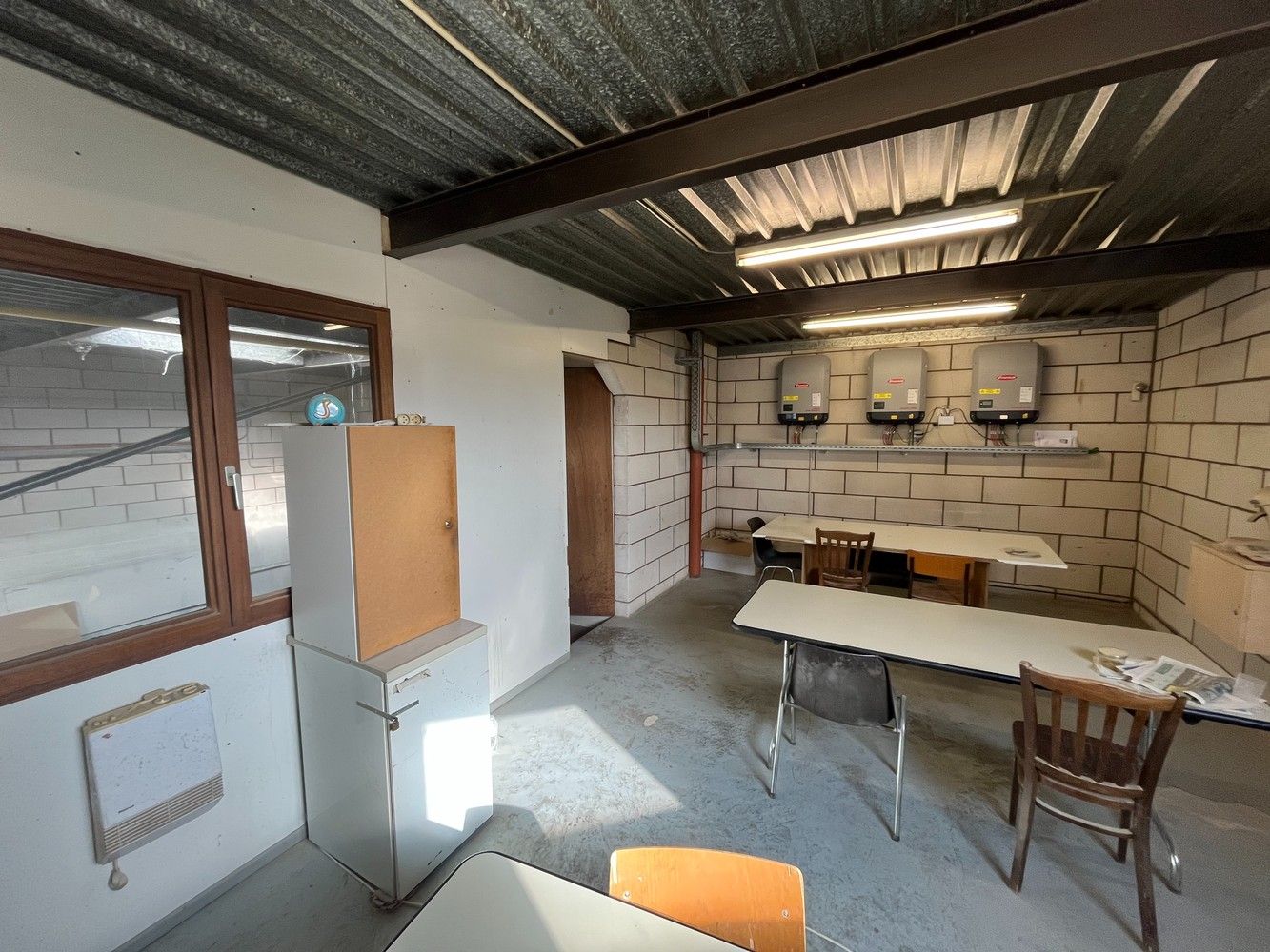 Bedrijfsgebouw met woning foto 20