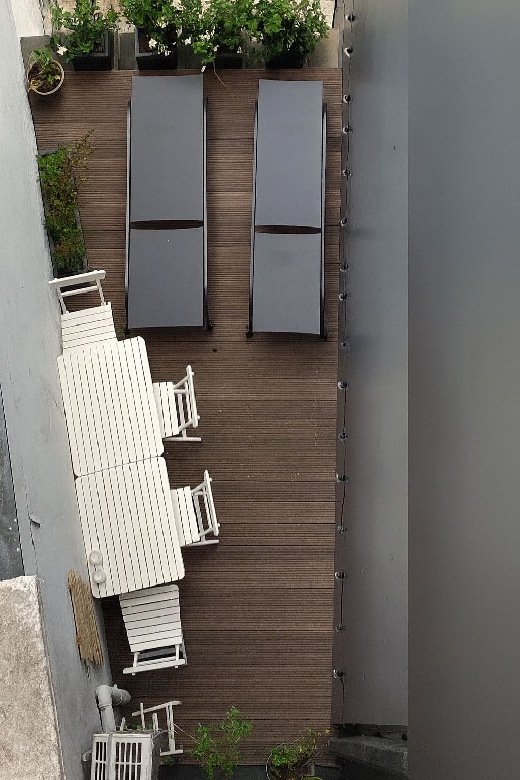 Instapklaar appartement met uniek waterzicht en zonnig terras foto 12