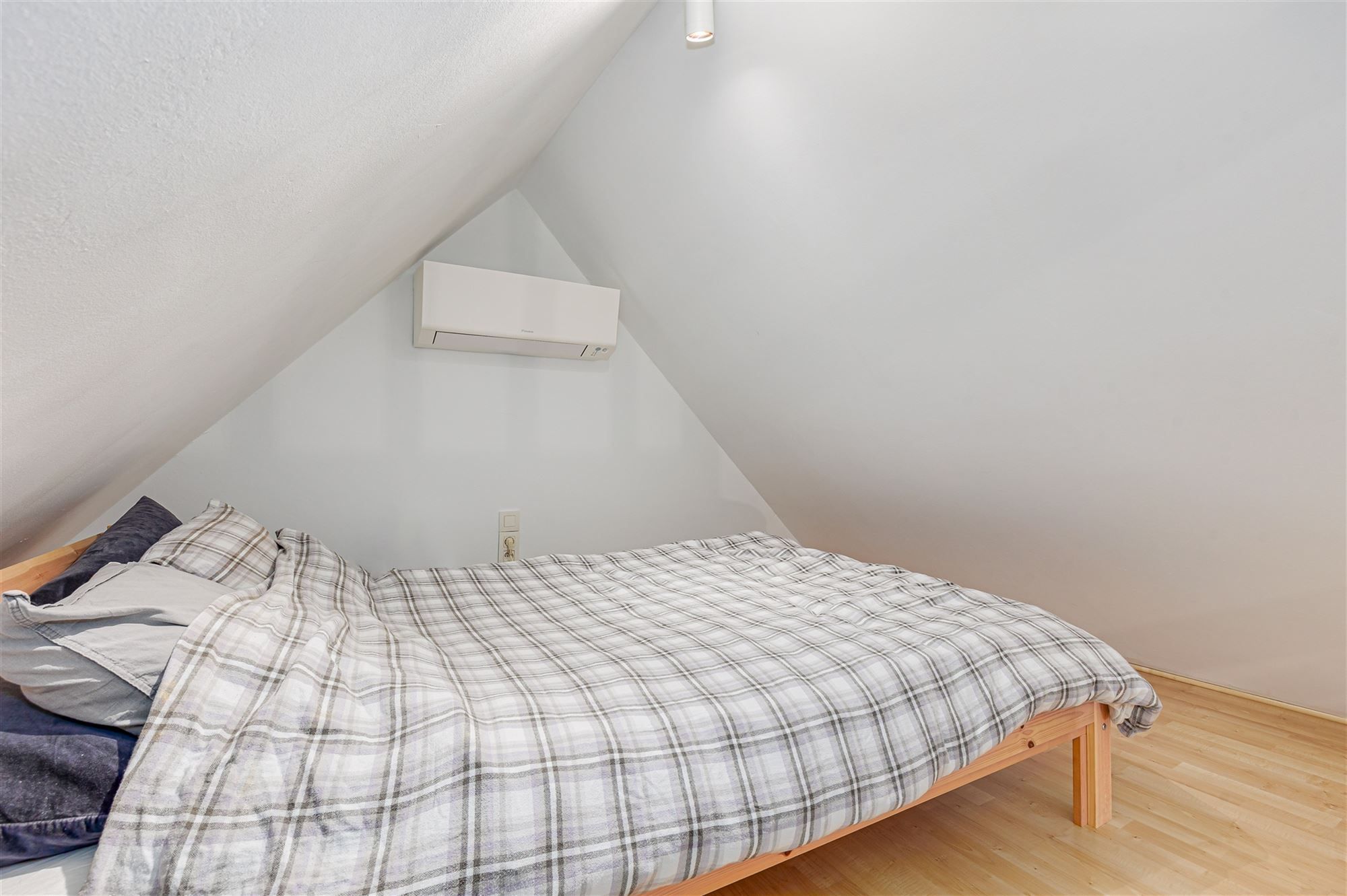 Energiezuinige, instapklare villa met 4 slaapkamers. foto 27