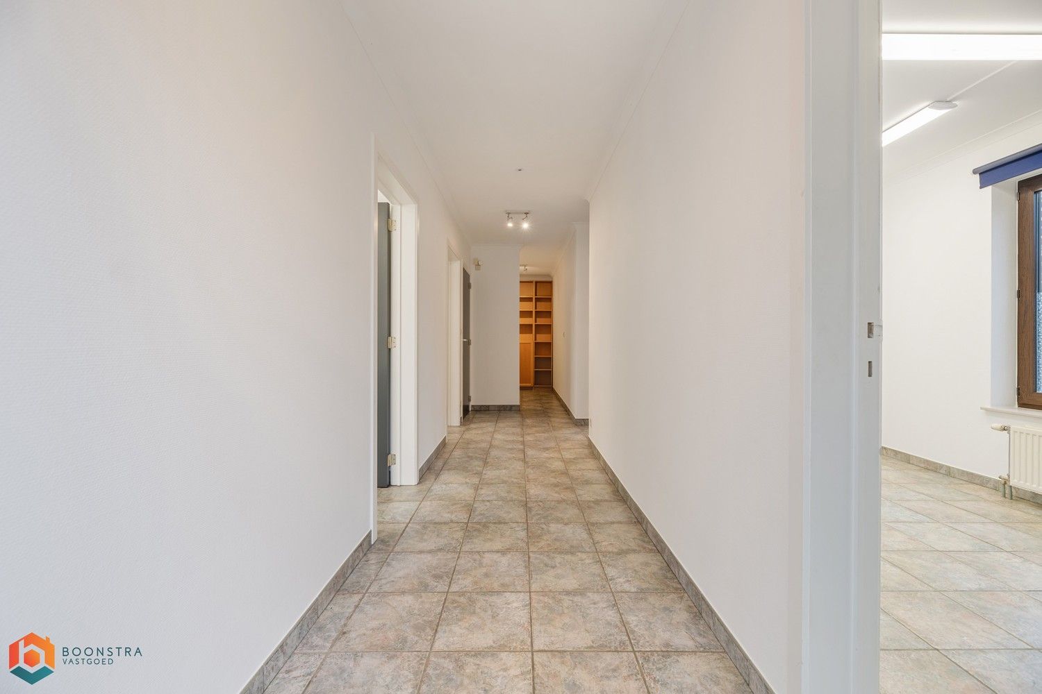 Instapklare woning met 4 slpkrs foto 15