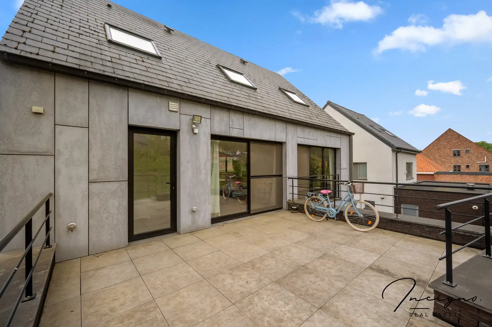 Uniek handelspand met duplexappartement op zichtlocatie foto 11