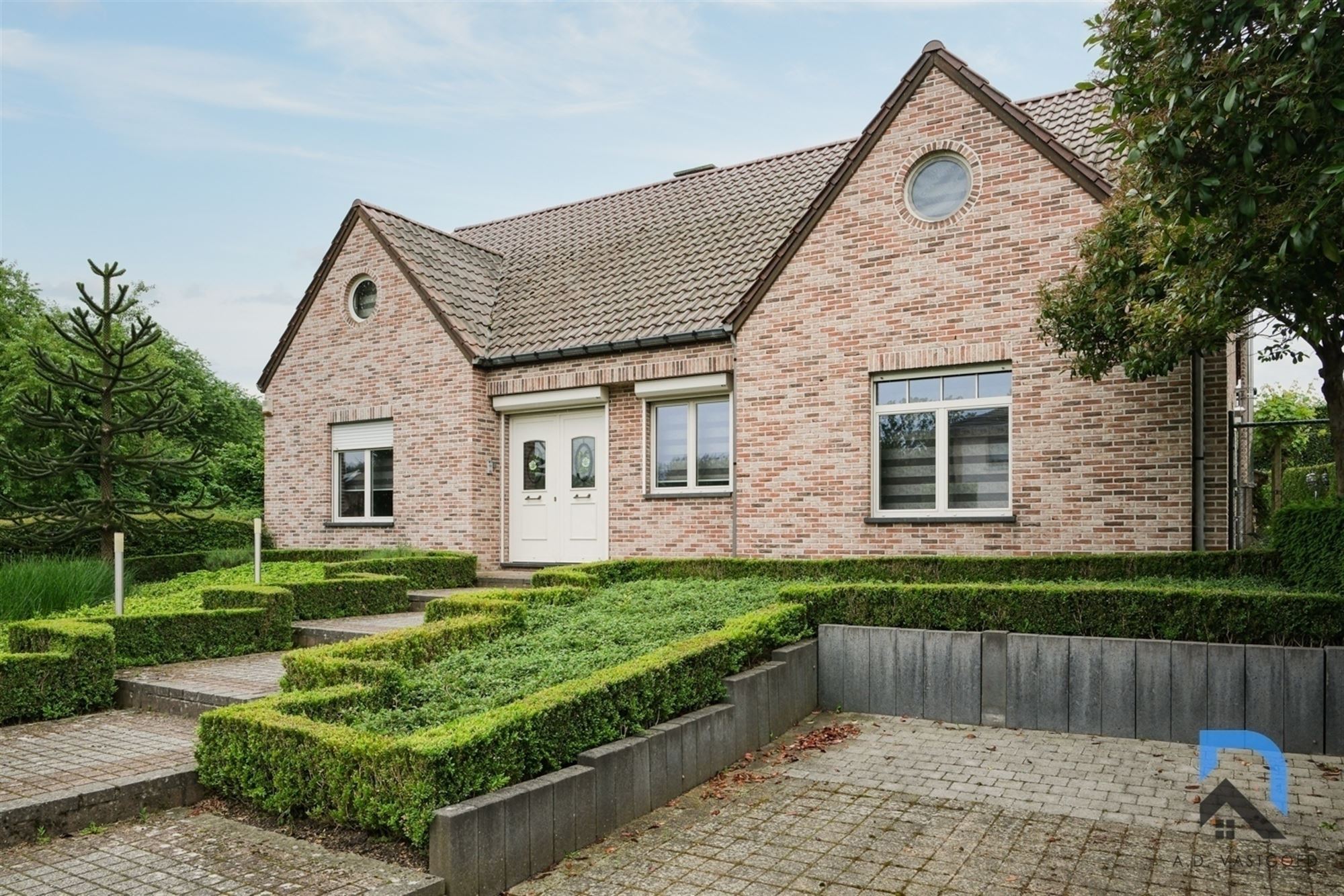 Prachtige woning op toplocatie met ruime tuin foto 40