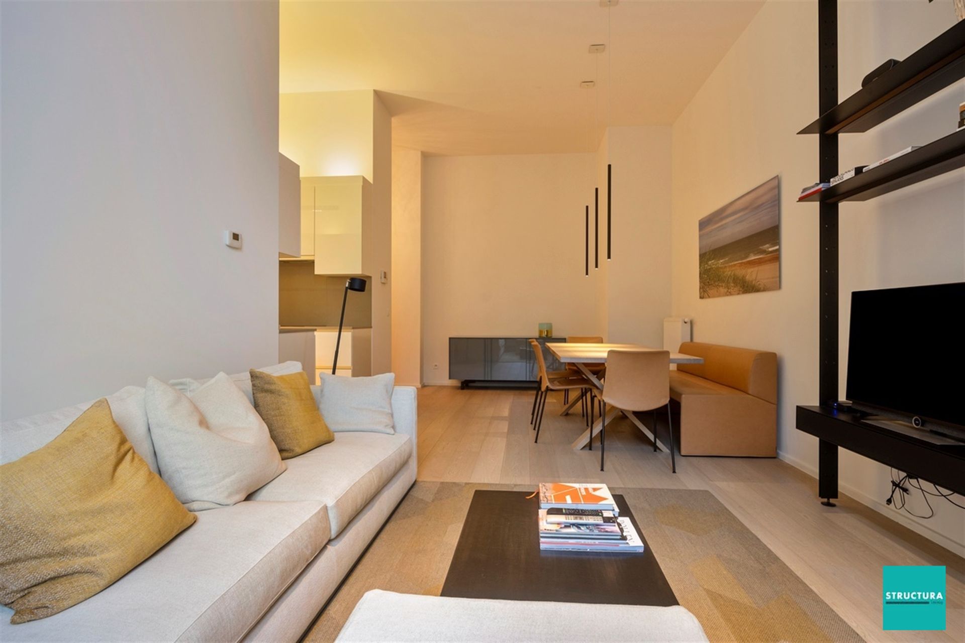 Prachtig eigentijds appartement met een historisch accent  foto 5