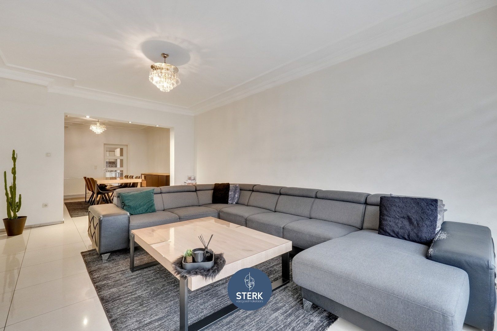 INSTAPKLARE GEZINSWONING MET 4 TOT 5 SLPKS NABIJ CENTRUM MAASMECHELEN !  foto 7