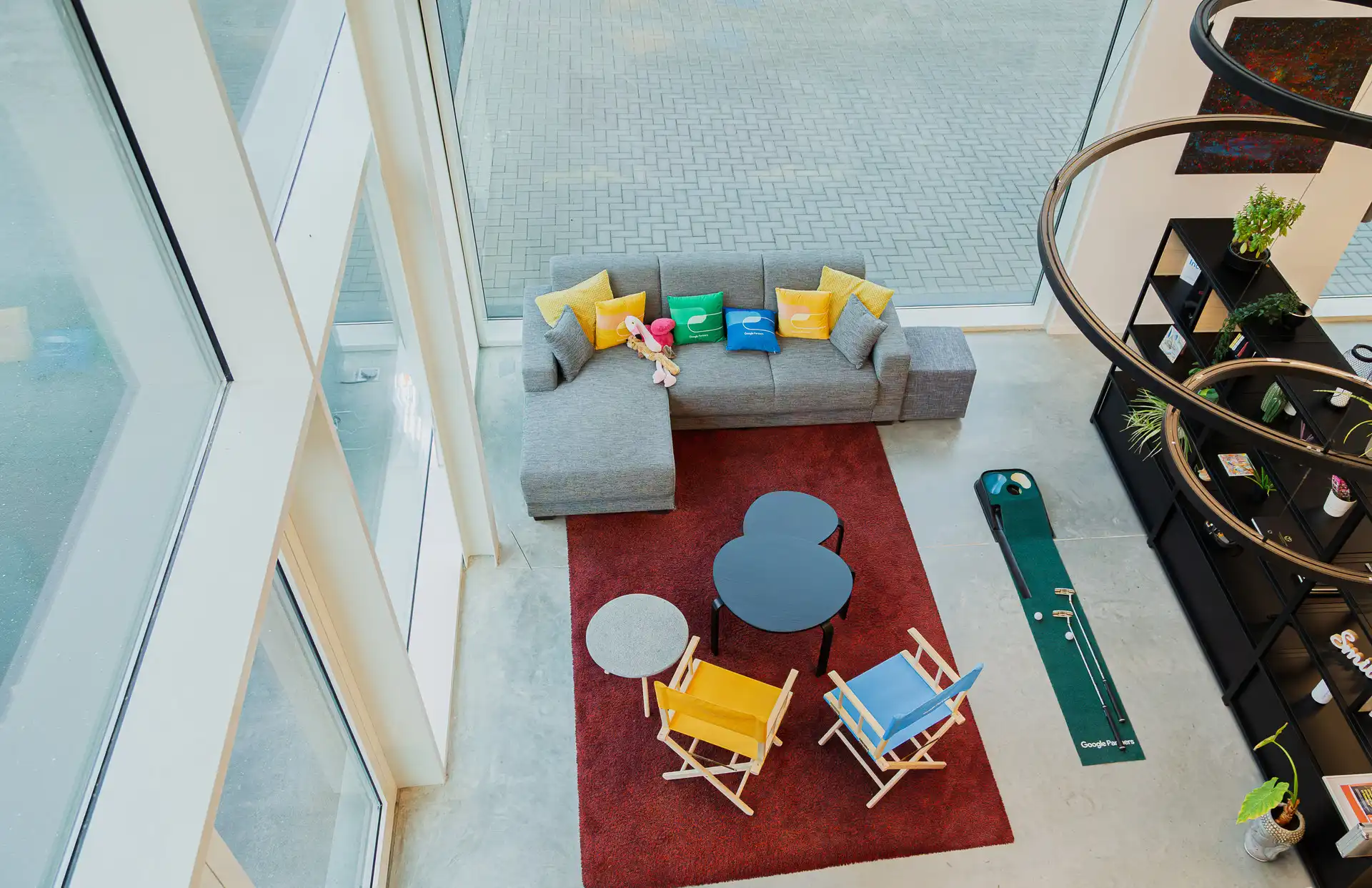 RECENT KANTOORGEBOUW VAN 366M² TE TONGEREN NABIJ E313. foto 35