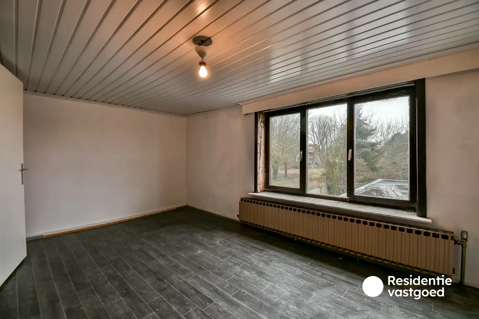 Renovatieproject met veel potentieel in het hart van Torhout! foto 8