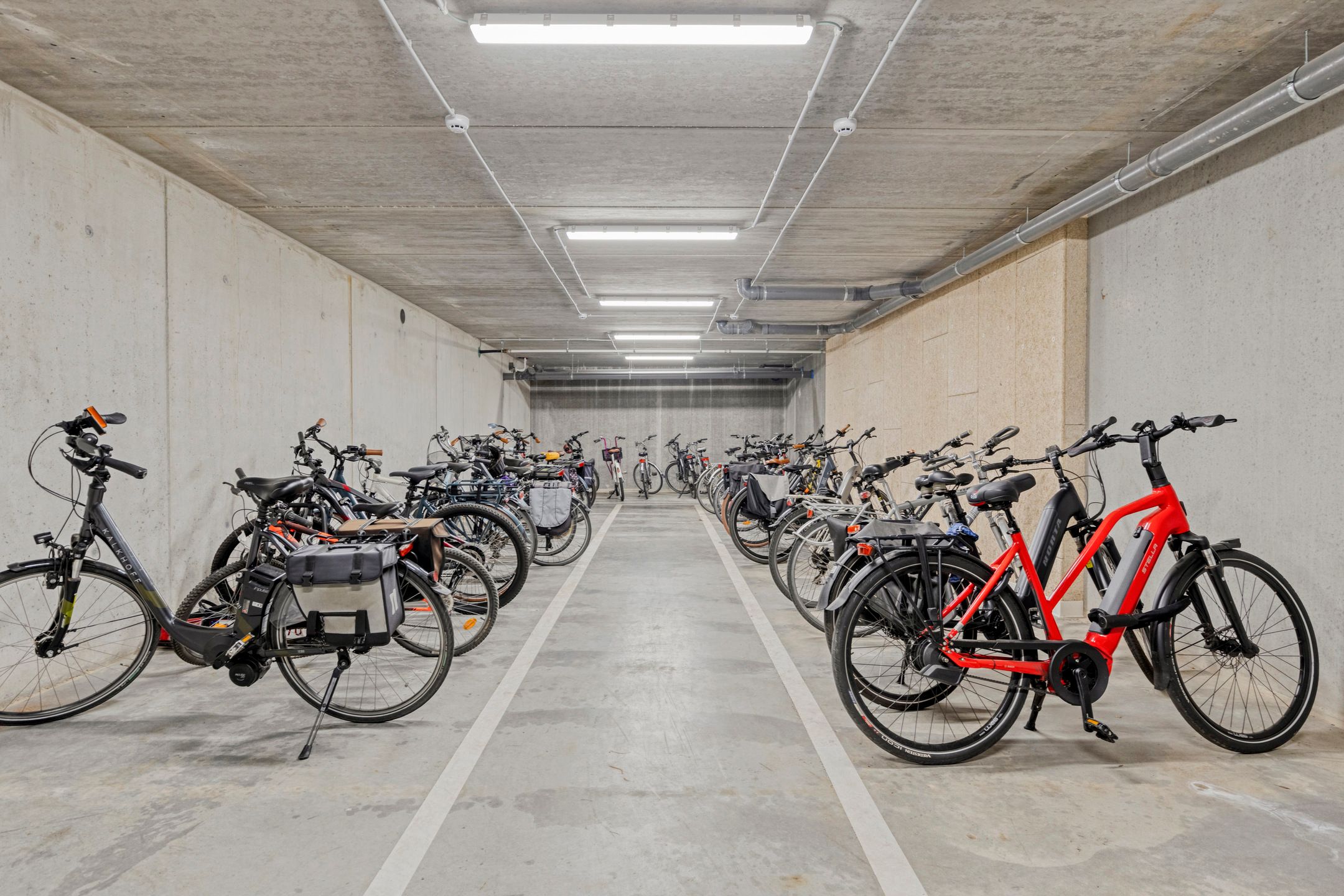 Comfortabel appartement met 2 slaapkamers en ruim terras foto 19