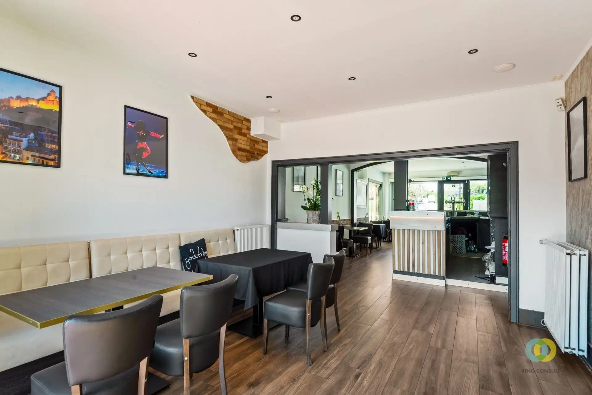 Gebouw voor gemengd gebruik in Koningslo foto 8