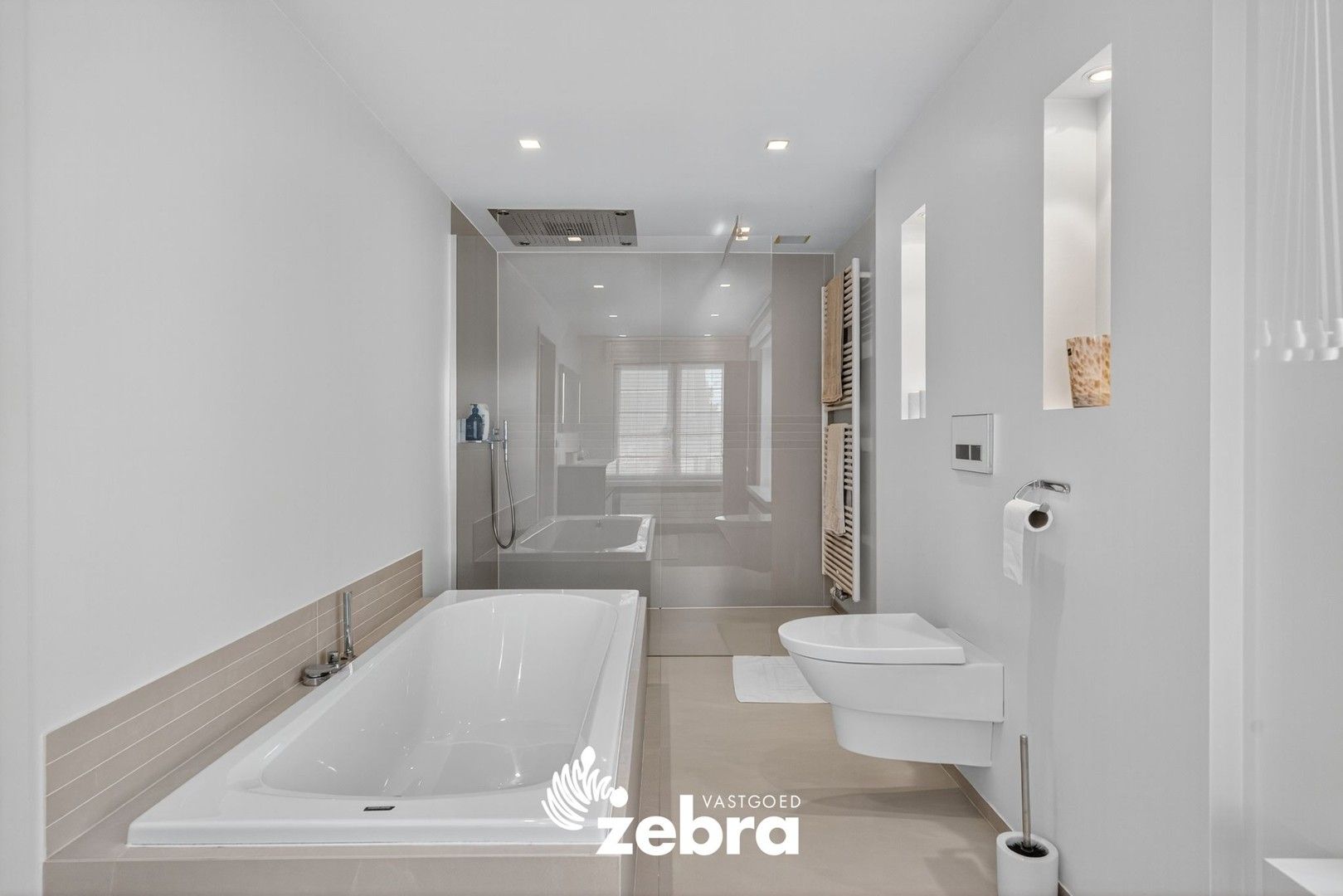 Energiezuinige halfopen bebouwing met zuidwestgerichte tuin te Kortrijk (Marke)! foto 23