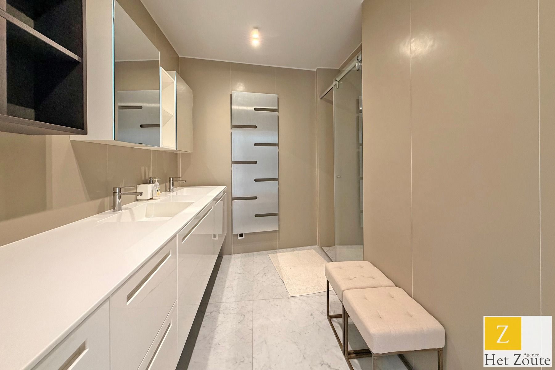 Uniek duplexappartement op enkele passen van de Zeedijk foto 22