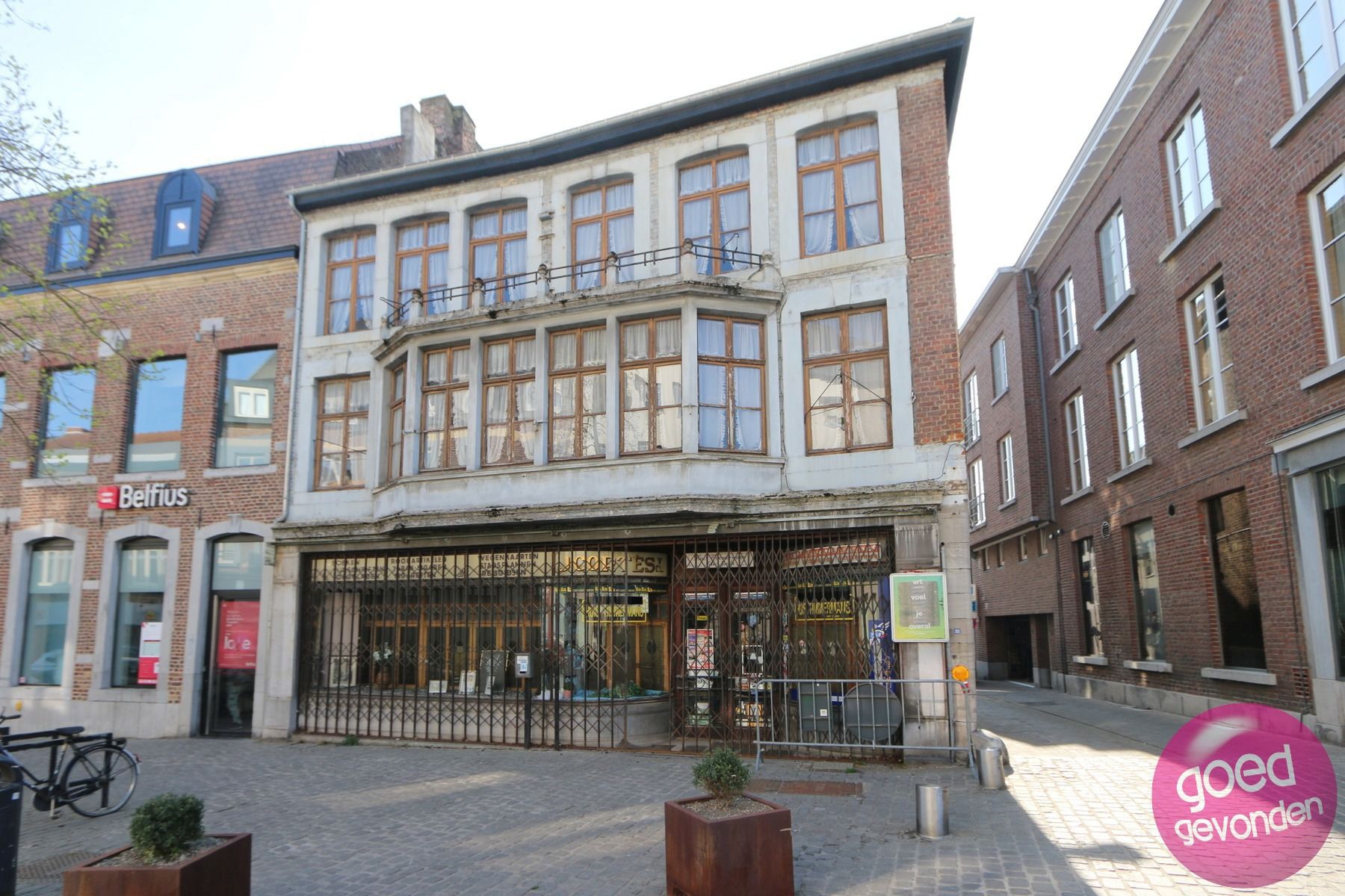 AUTHENTIEK HOEKPAND op TOPLIGGING foto 3