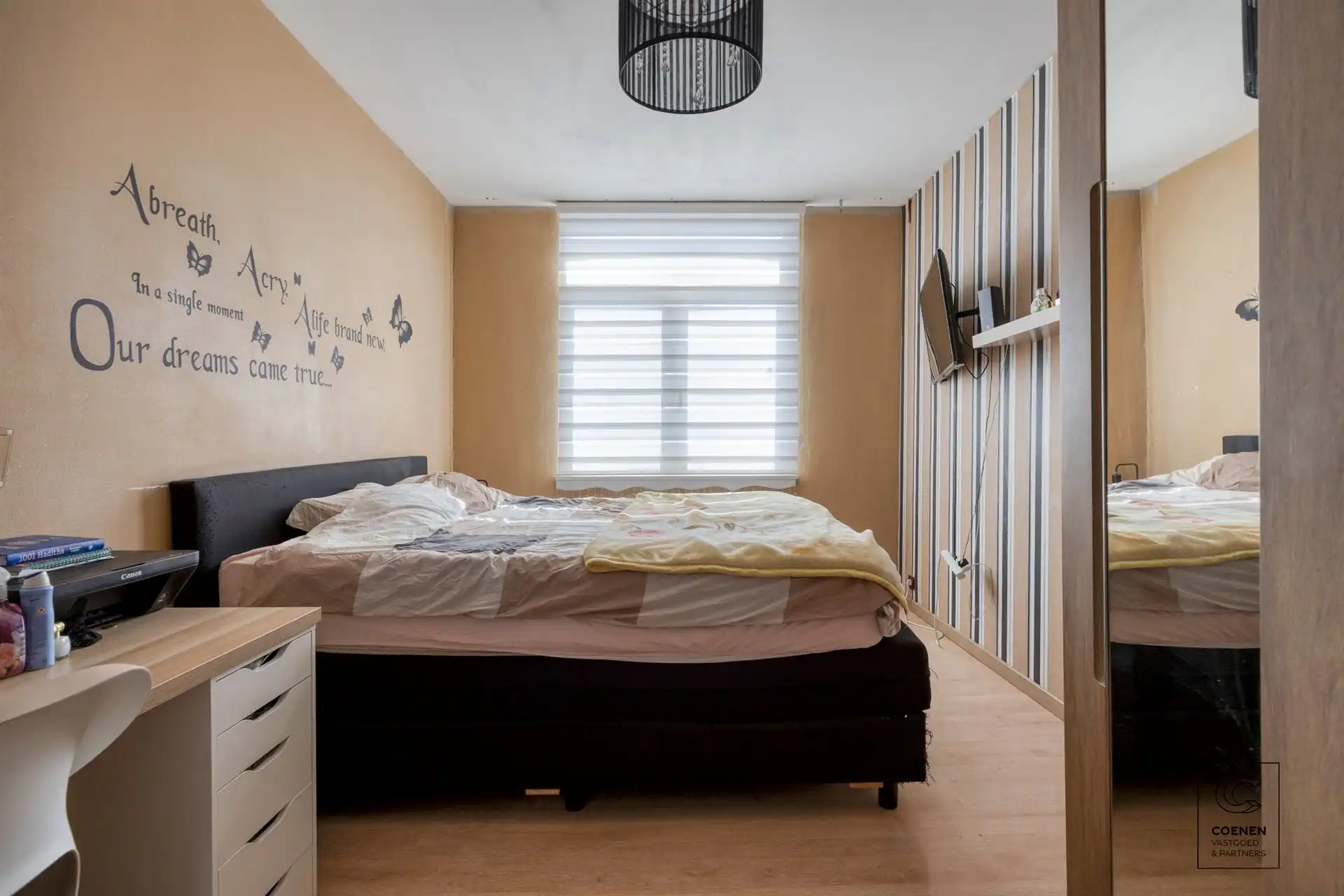 Ruime woning van 183 m² met 4 slpk's op uitstekende locatie! foto 8
