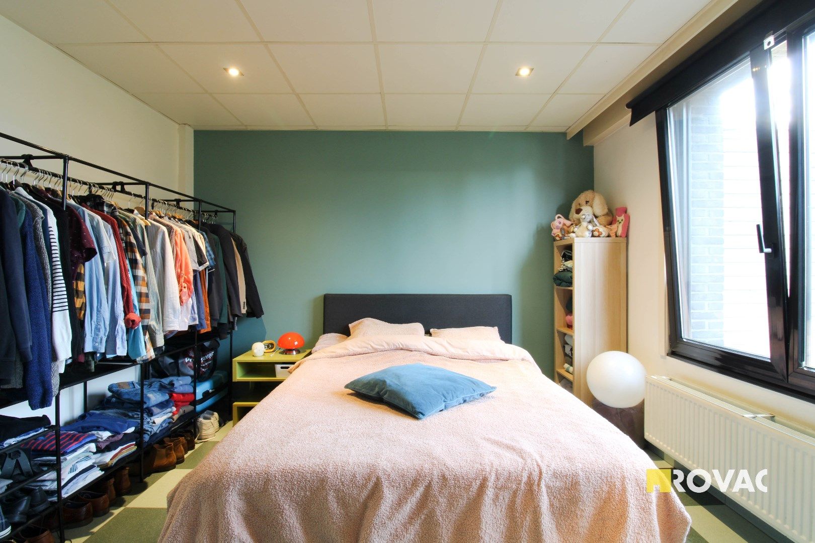 Ruim en instapklaar appartement met 2 slaapkamers! foto 7