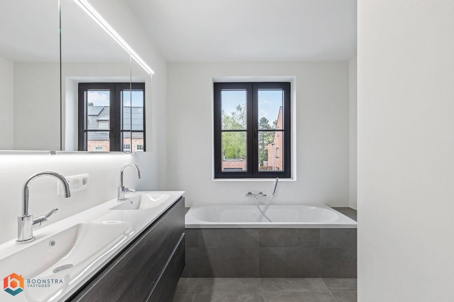 Energiezuinige nieuwbouwwoning met 4 slpkrs en tuin foto 15