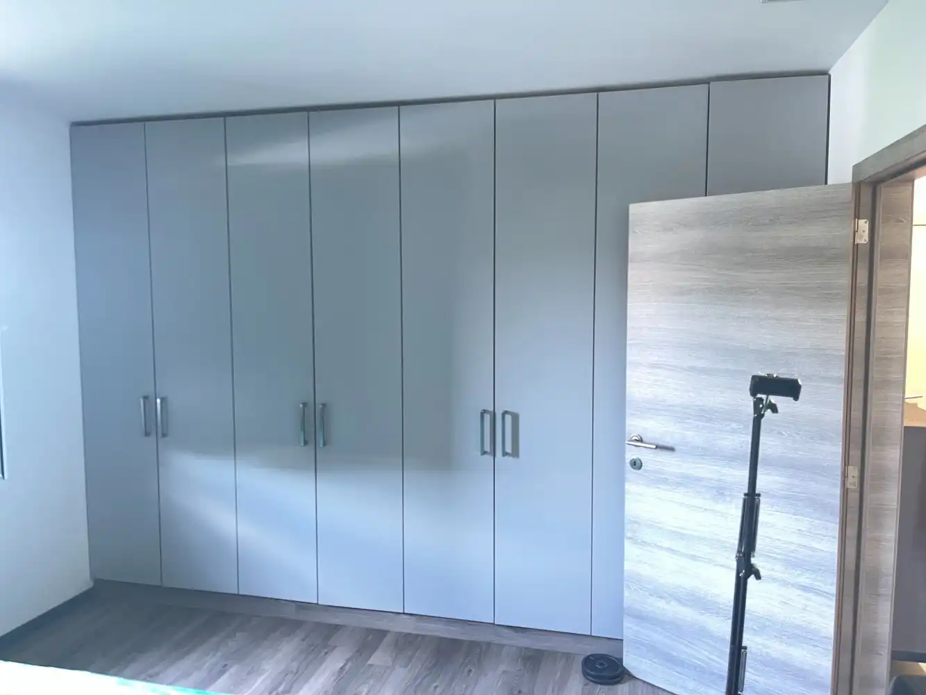 Modern gelijkvloers 1 slaapkamer appartement met ruim terras en ondergrondse parking in As! foto 8