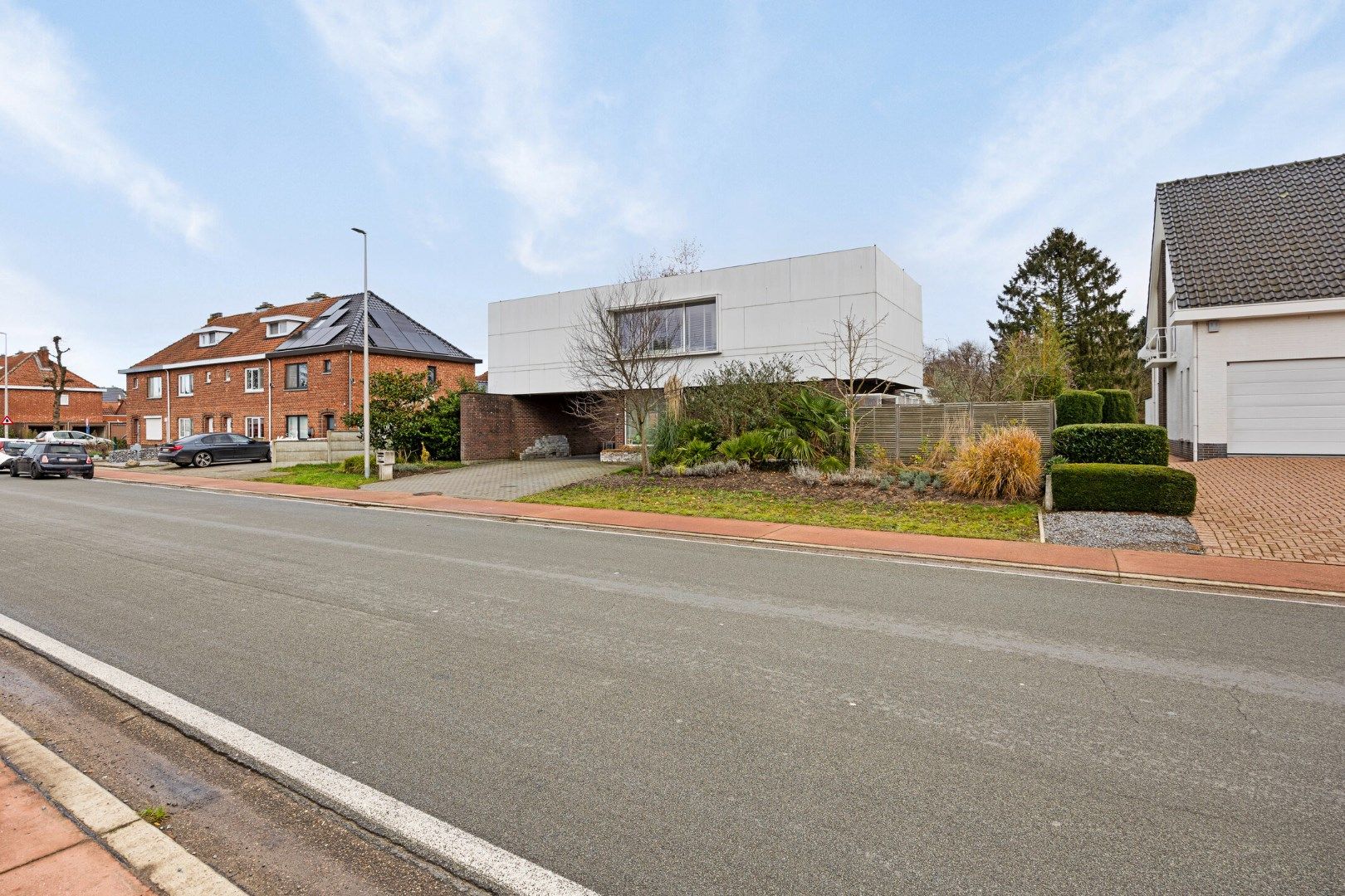 Hoofdfoto van de publicatie: Ruime woning met 2/3 slaapkamers op 1.090 m² in Beverlo !