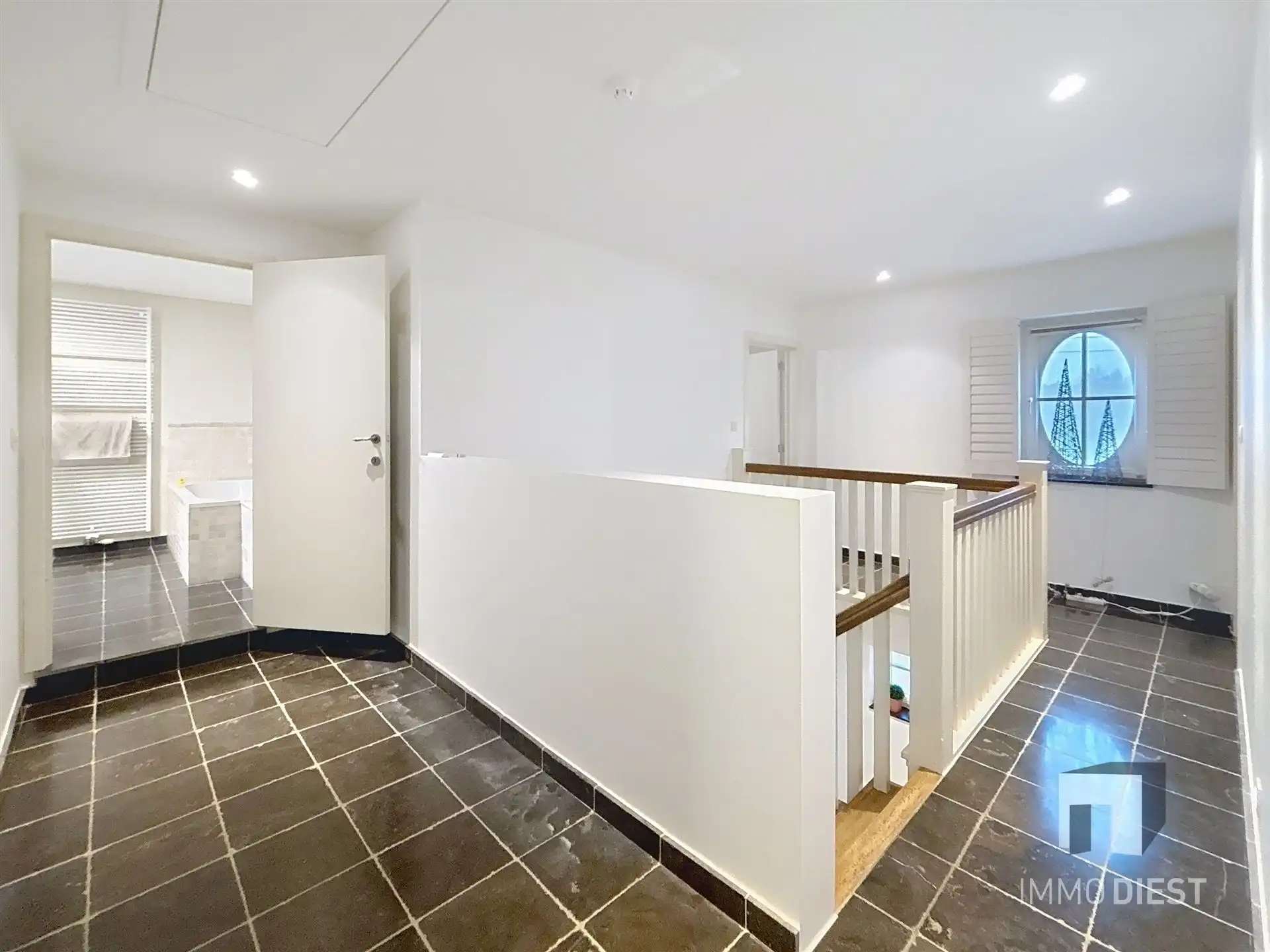 Klasse villa met moderne inrichting in Paal foto 41