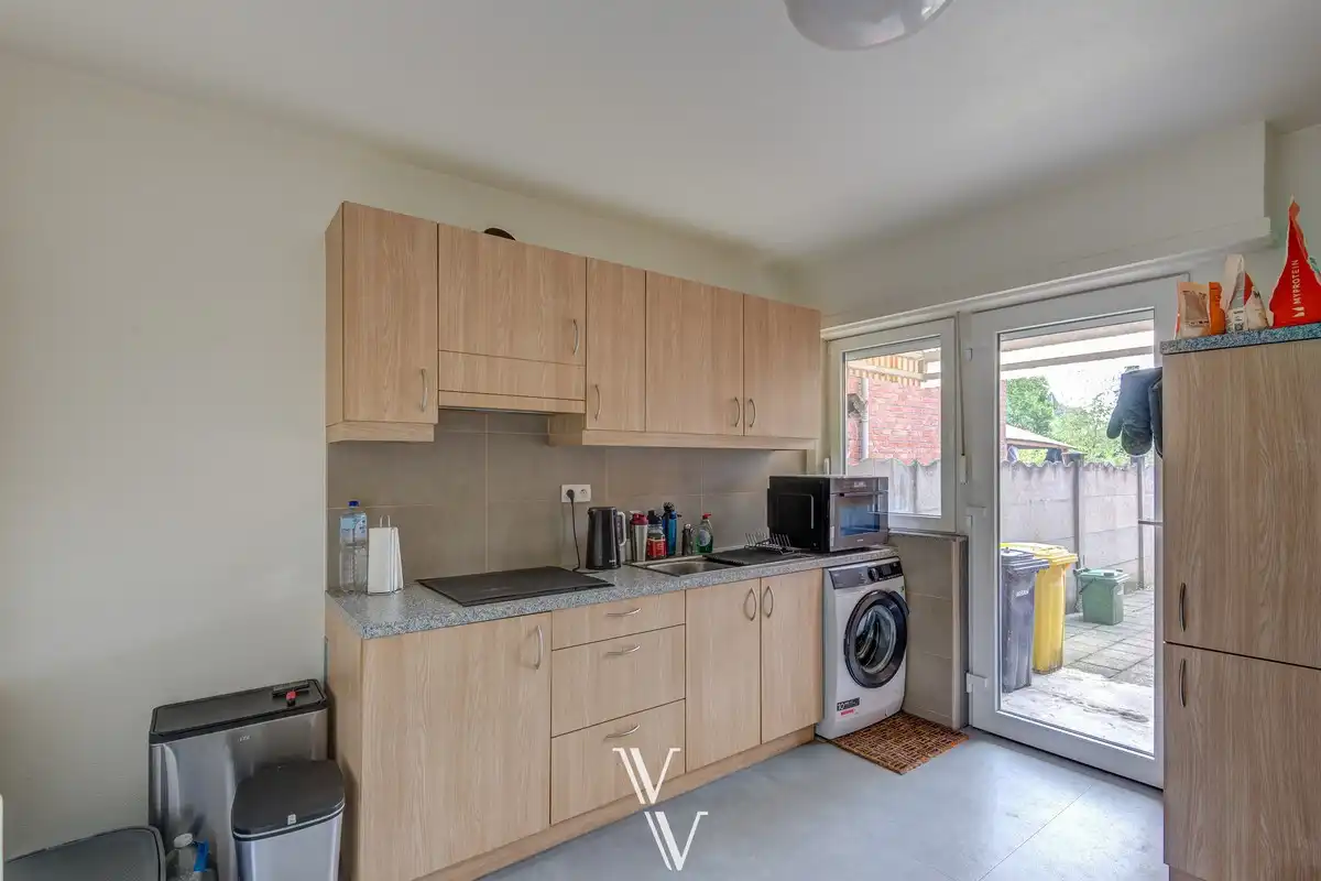 Opbrengsteigendom met kangoeroewoning-mogelijkheid, tuin en terras foto 8