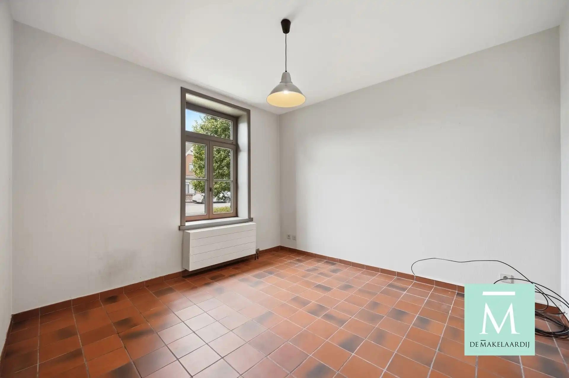 Ruime woning met 4 slaapkamers, garage en diepe tuin op toplocatie! foto 6