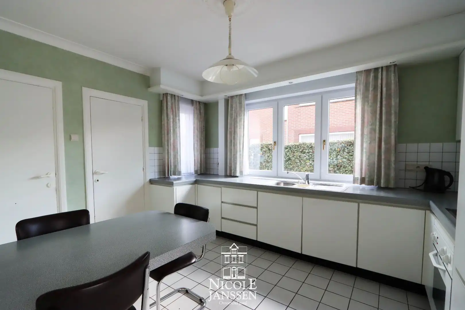 Verzorgde gezinswoning foto 8