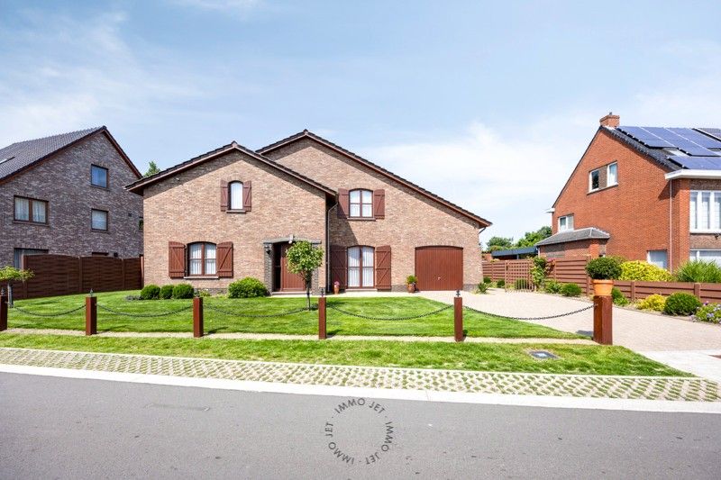 Vrijstaande woning met een uitzonderlijk perceel van 2.850 m² foto 2
