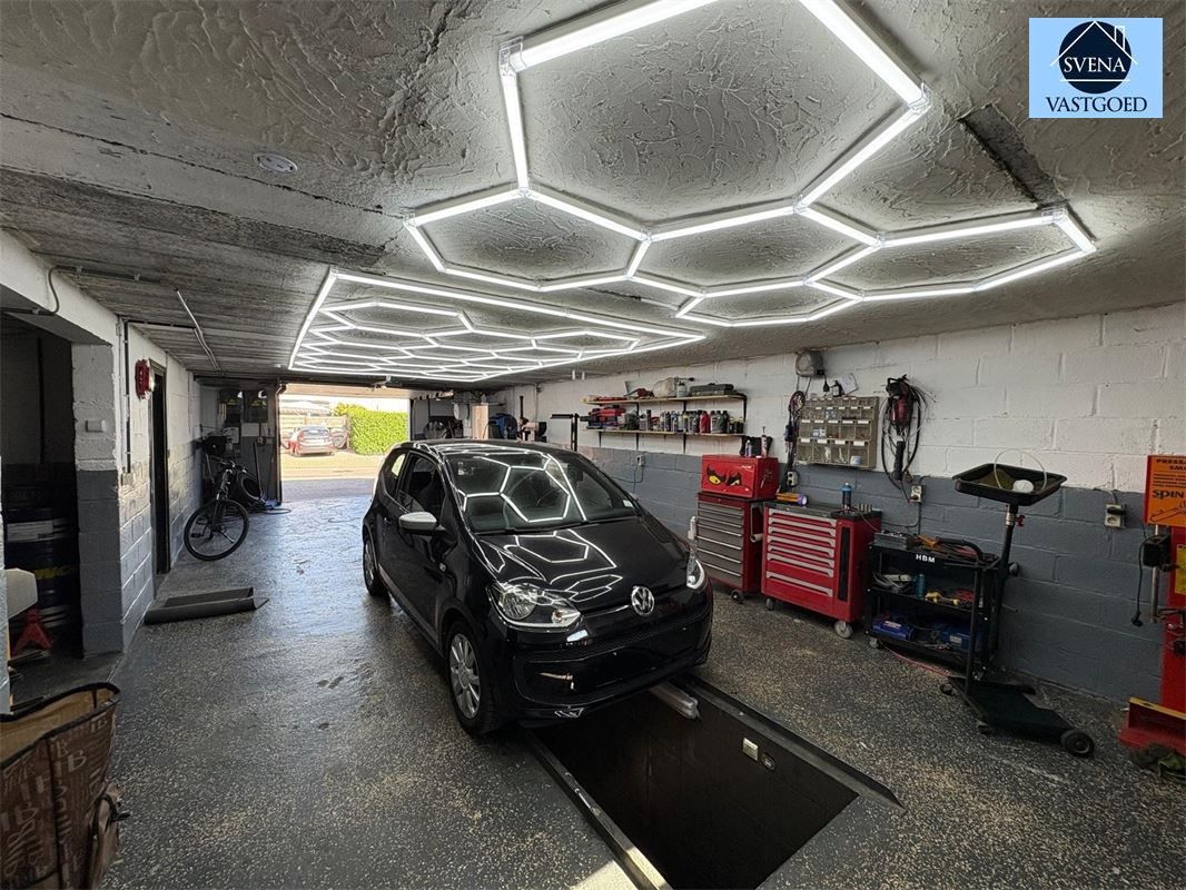 WONING MET HANDELSRUIMTE EN 3 SLAAPKAMERS foto 17