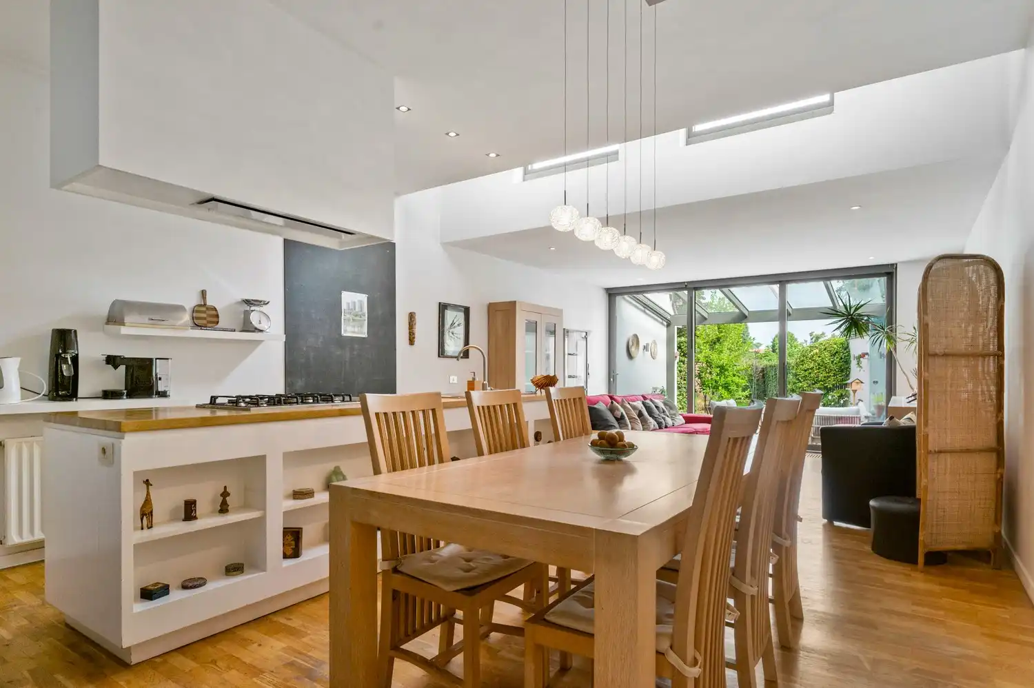 Instapklare woning met 3 slpkrs en tuin te Wilrijk foto 4