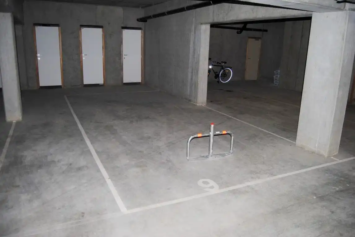 Ondergrondse staanplaats te koop in Veurne. foto 2