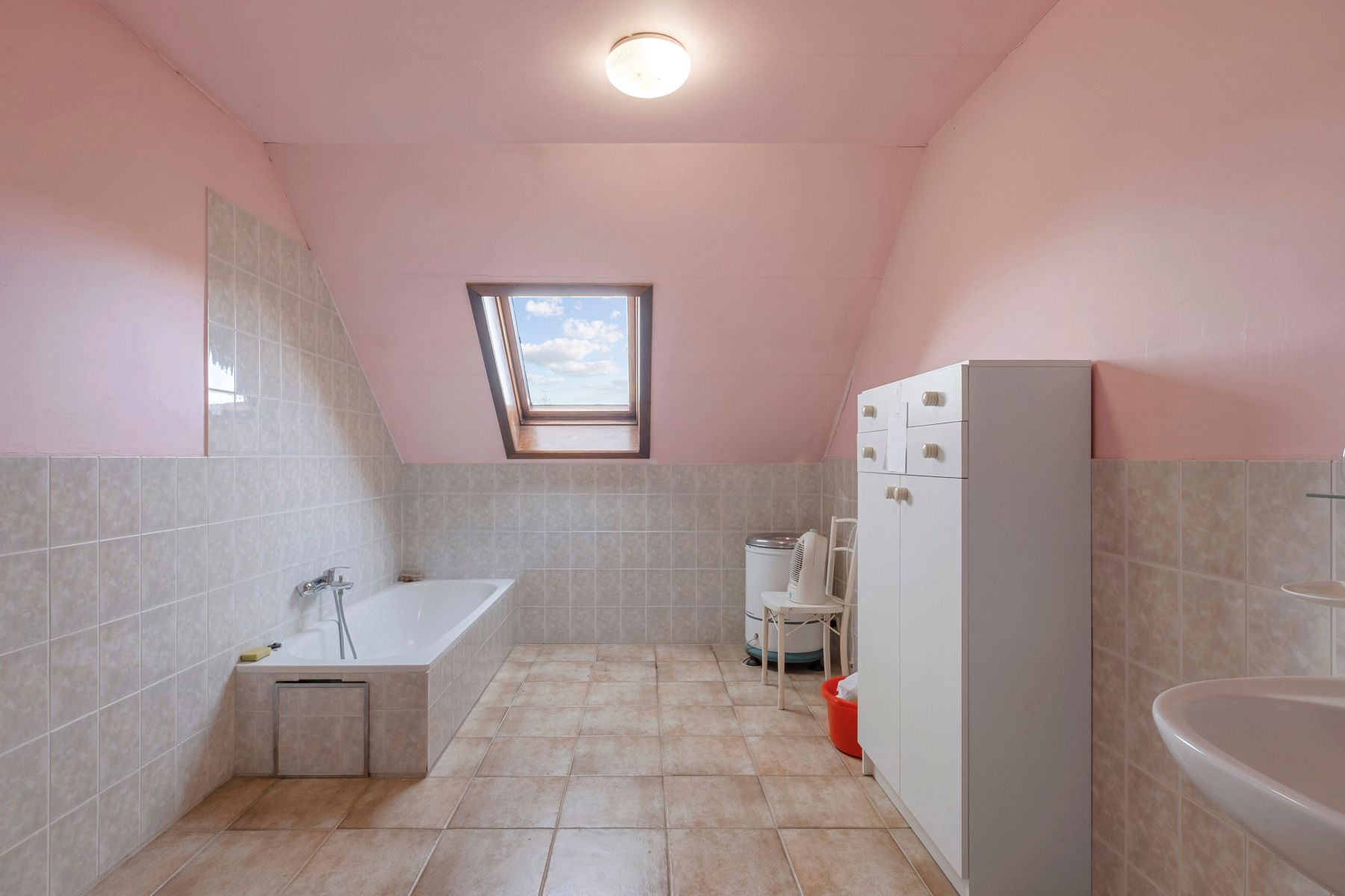 Op te frissen woning nabij centrum Loppem foto 13