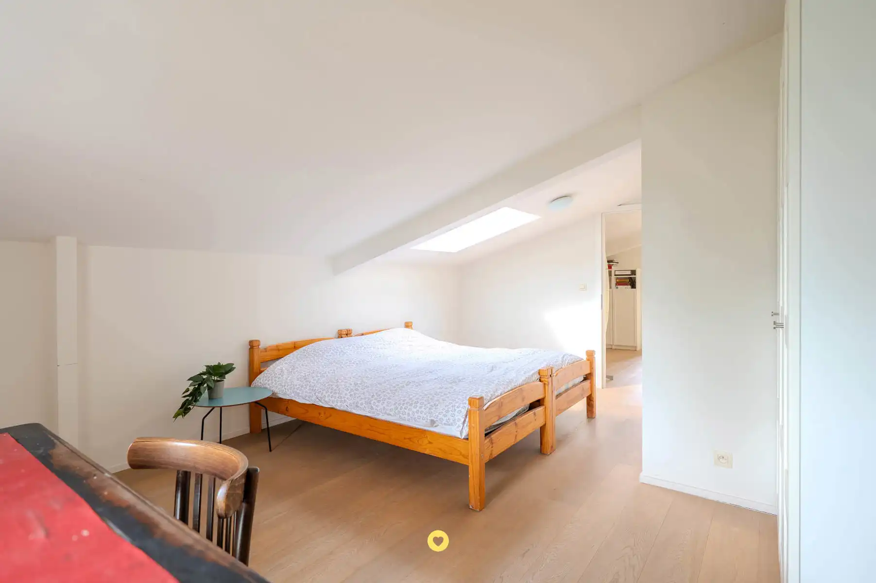 Gerenoveerde 70's villa met 5 slk en 2 bdk op 2000 m2 foto 15