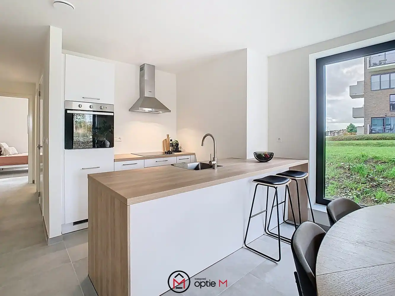 Lichtrijk 2-slaapkamerappartement in Tongeren te koop foto 2