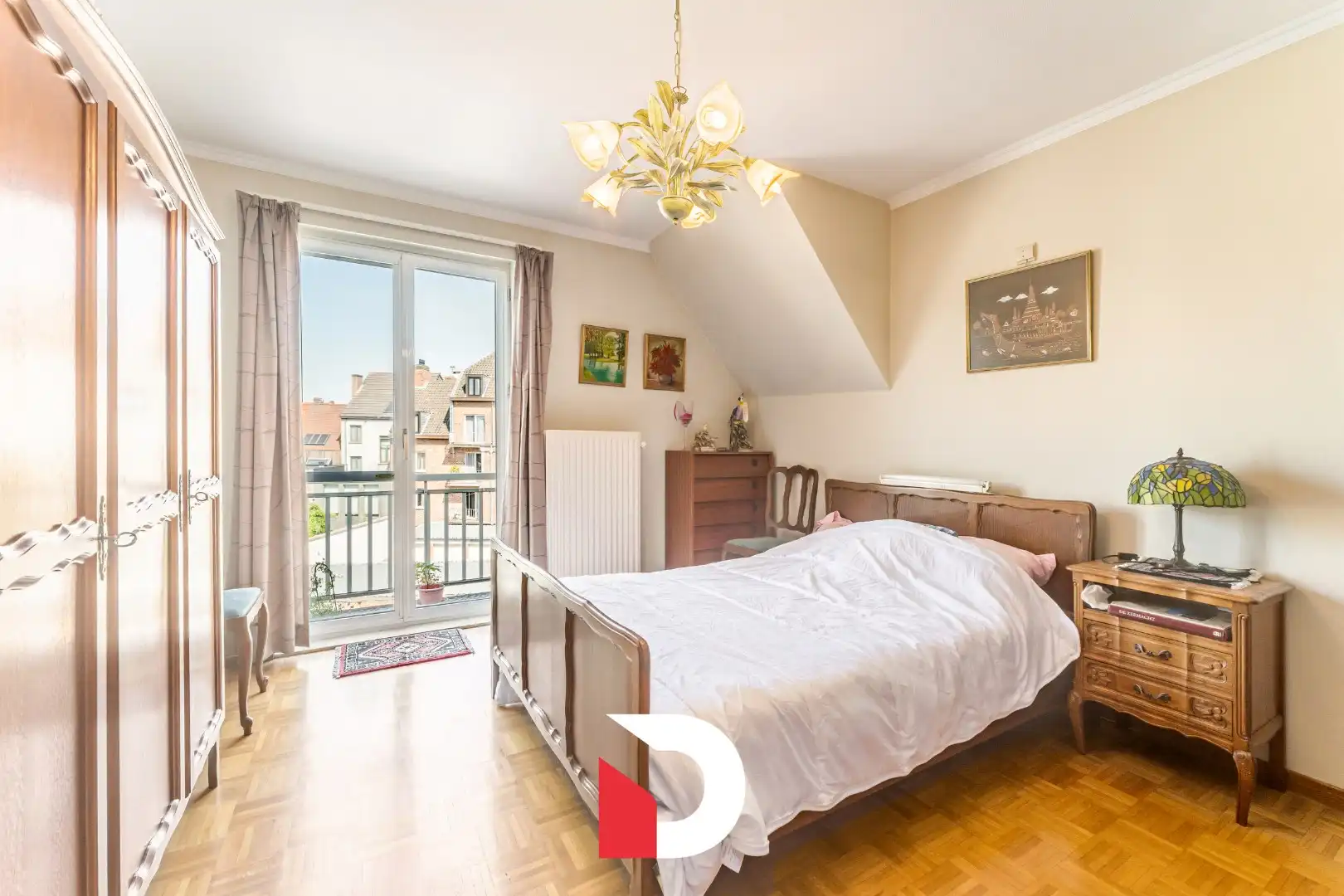 Ruim 3 slaapkamer appartement met terras nabij centrum Brugge foto 10