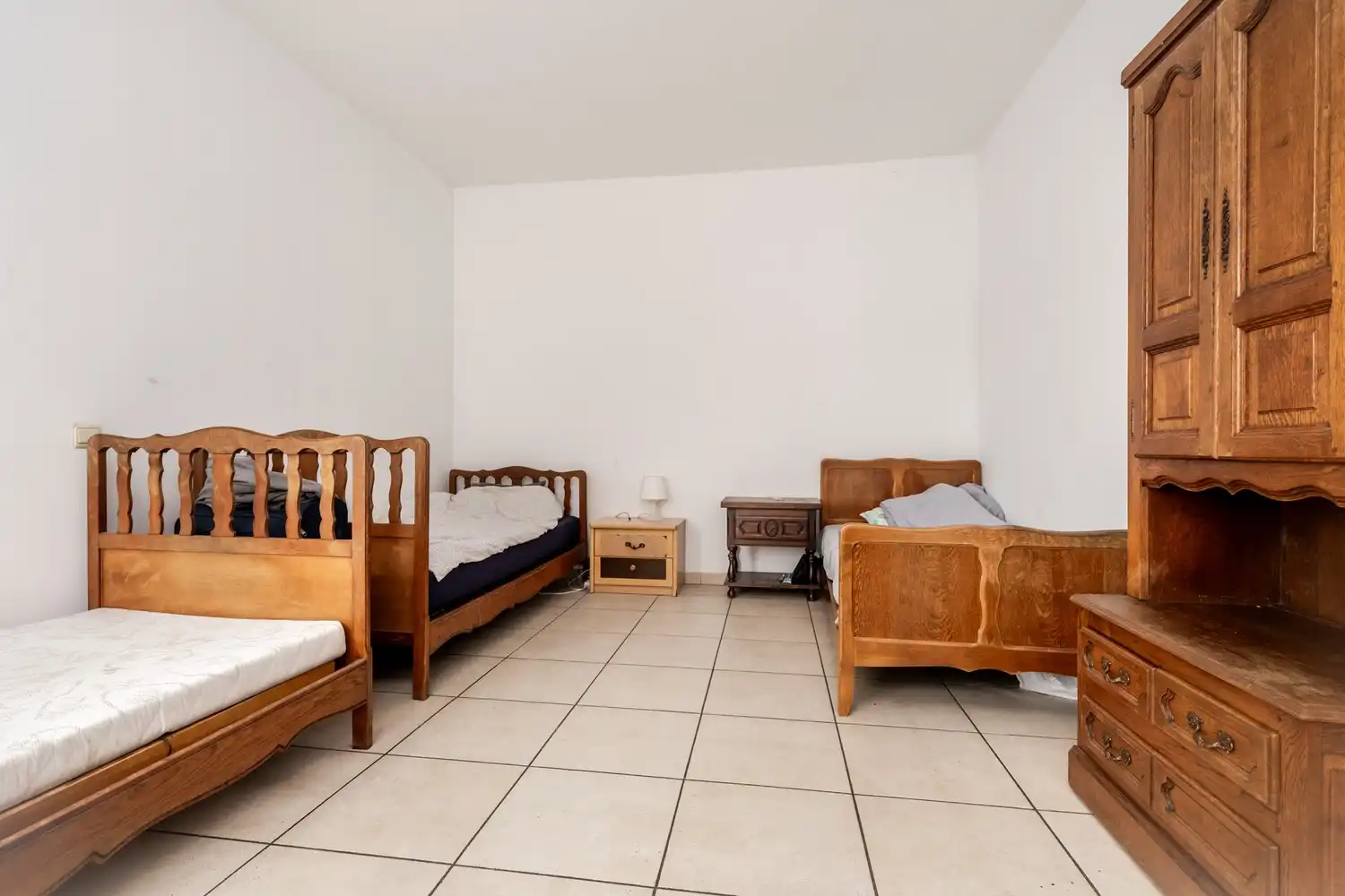 Lichtrijk appartement op de dakverdieping foto 5