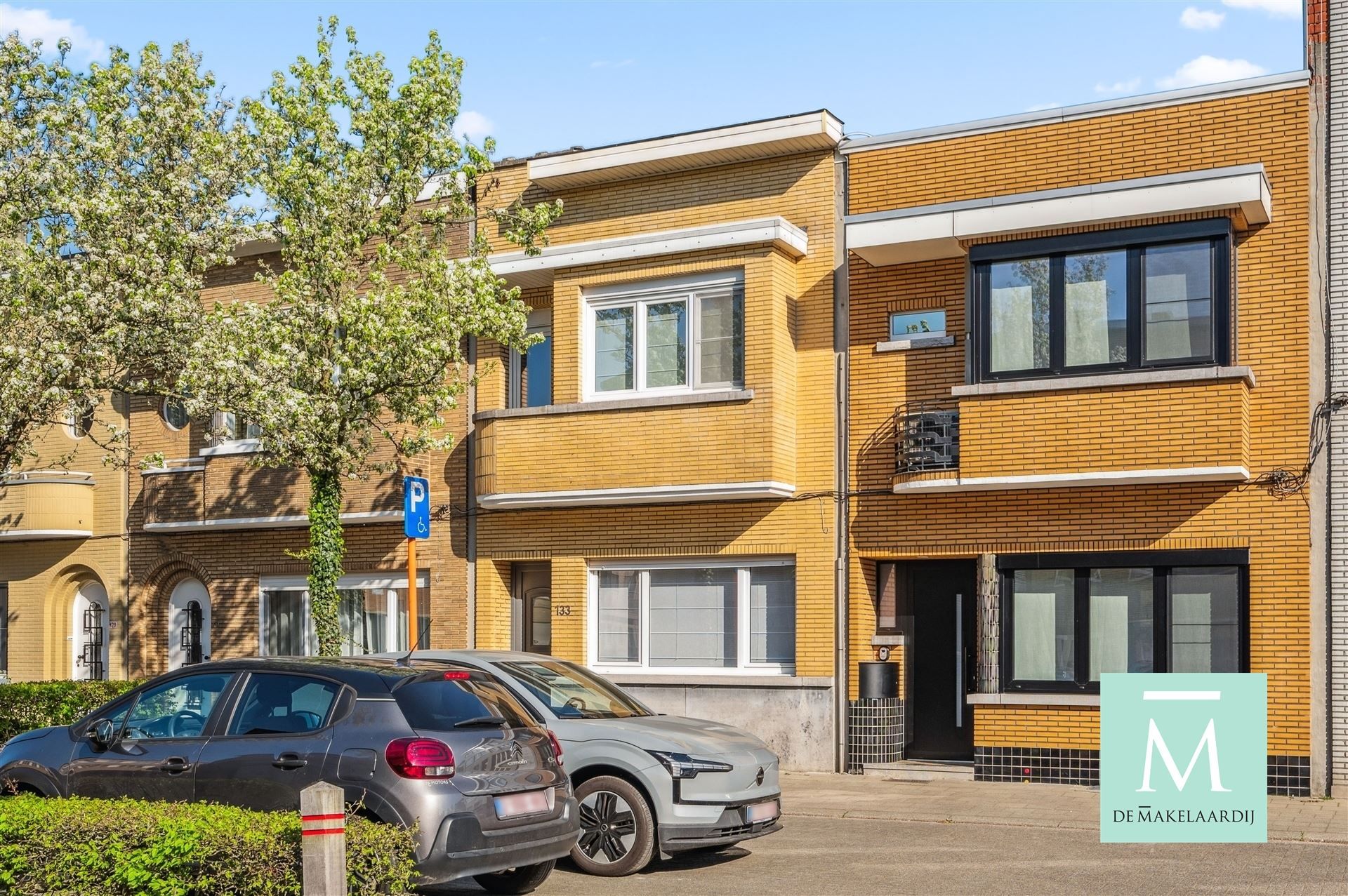Uiterst verzorgde woning met 2 slaapkamers, terras en tuin! foto 3
