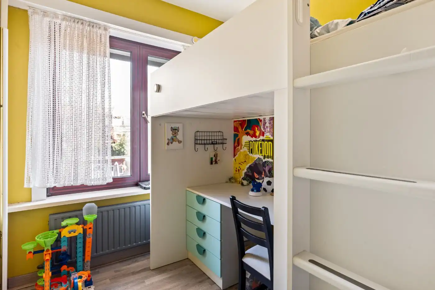 Ruime, instapklare gezinswoning met 4 slpk. en tuin in Ekeren foto 16