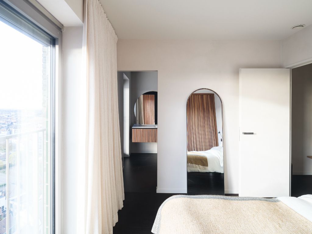 Luxe penthouse (bj. 2021) met twee kamers en een uitzonderlijk terras met panoramisch zicht over Gent en zijn torens. foto 21