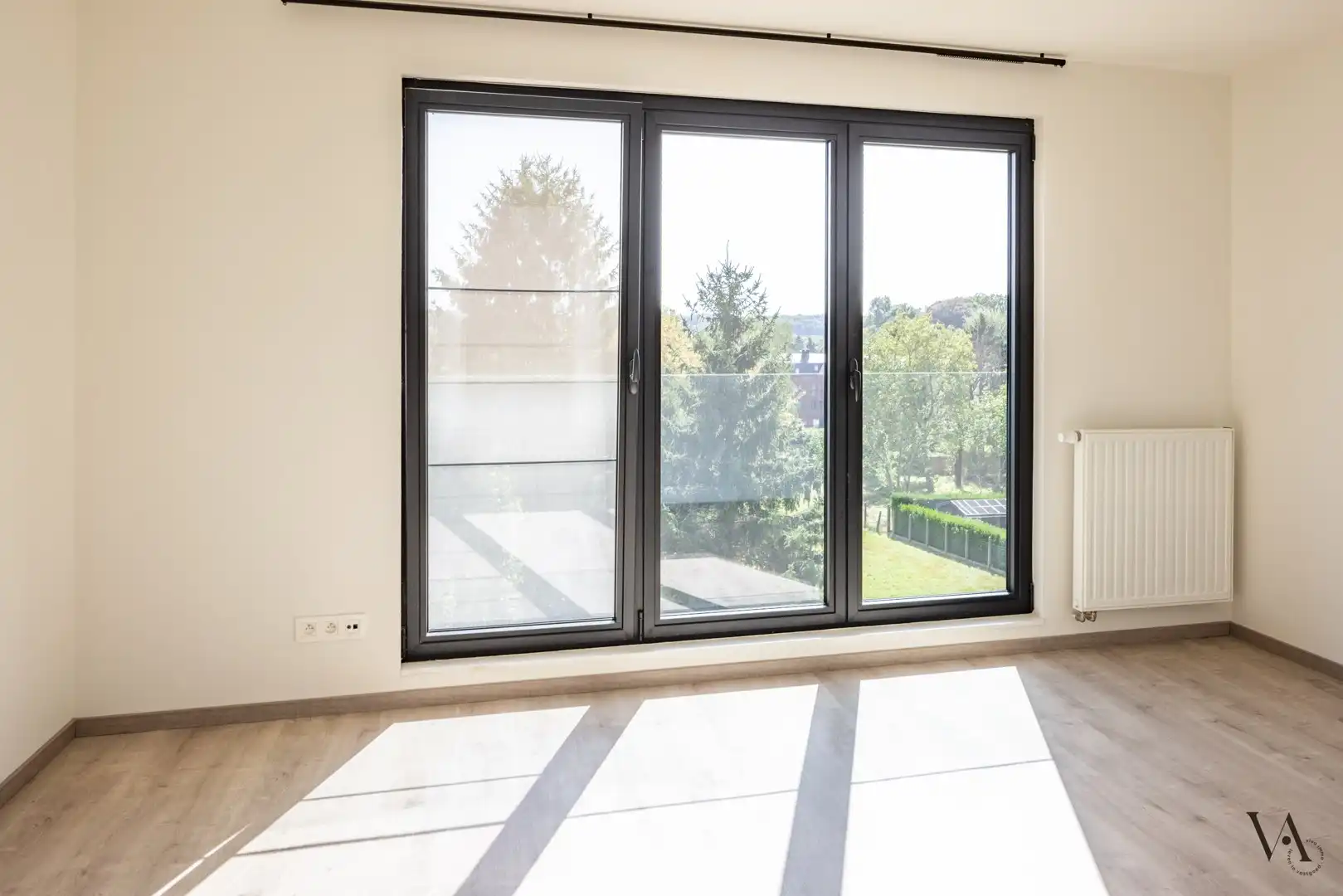 Recente driegevelwoningen met 3 slaapkamers, garage en tuin in Linden foto 12