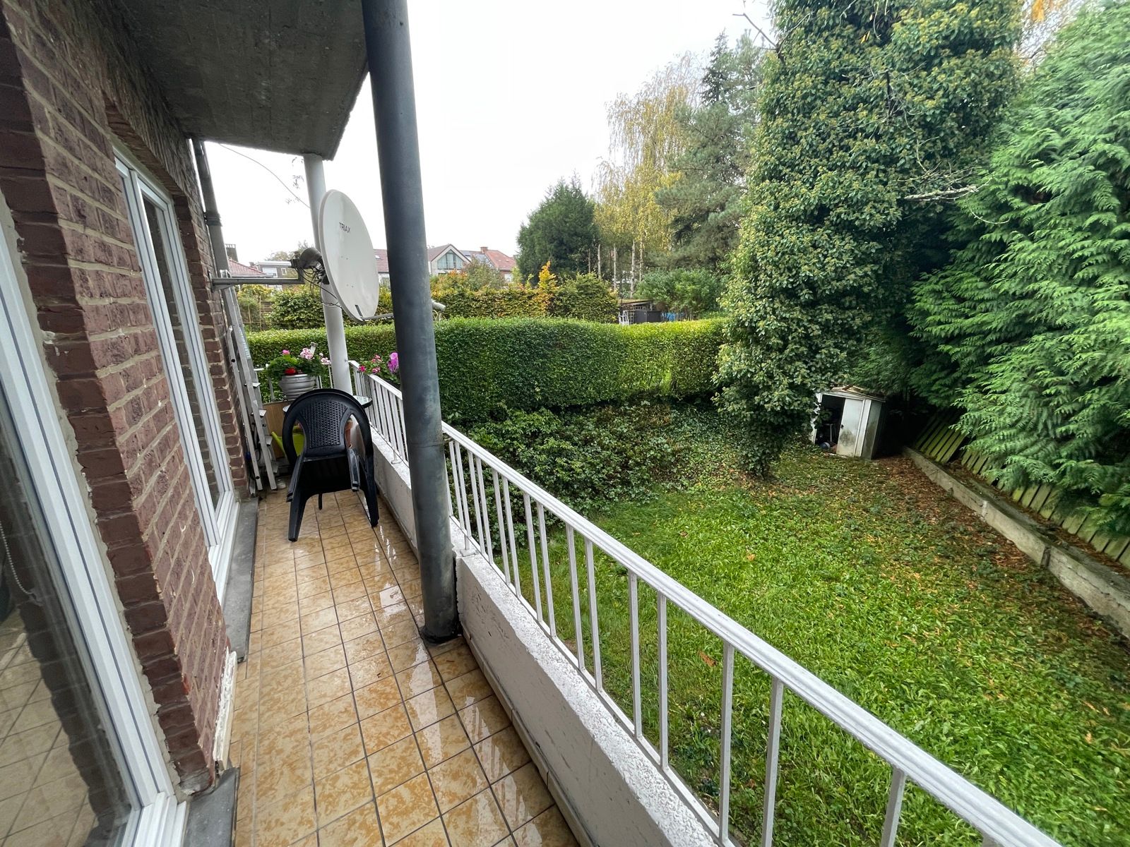 Opbrengsteigendom met 3 appartementen en tuin foto 7