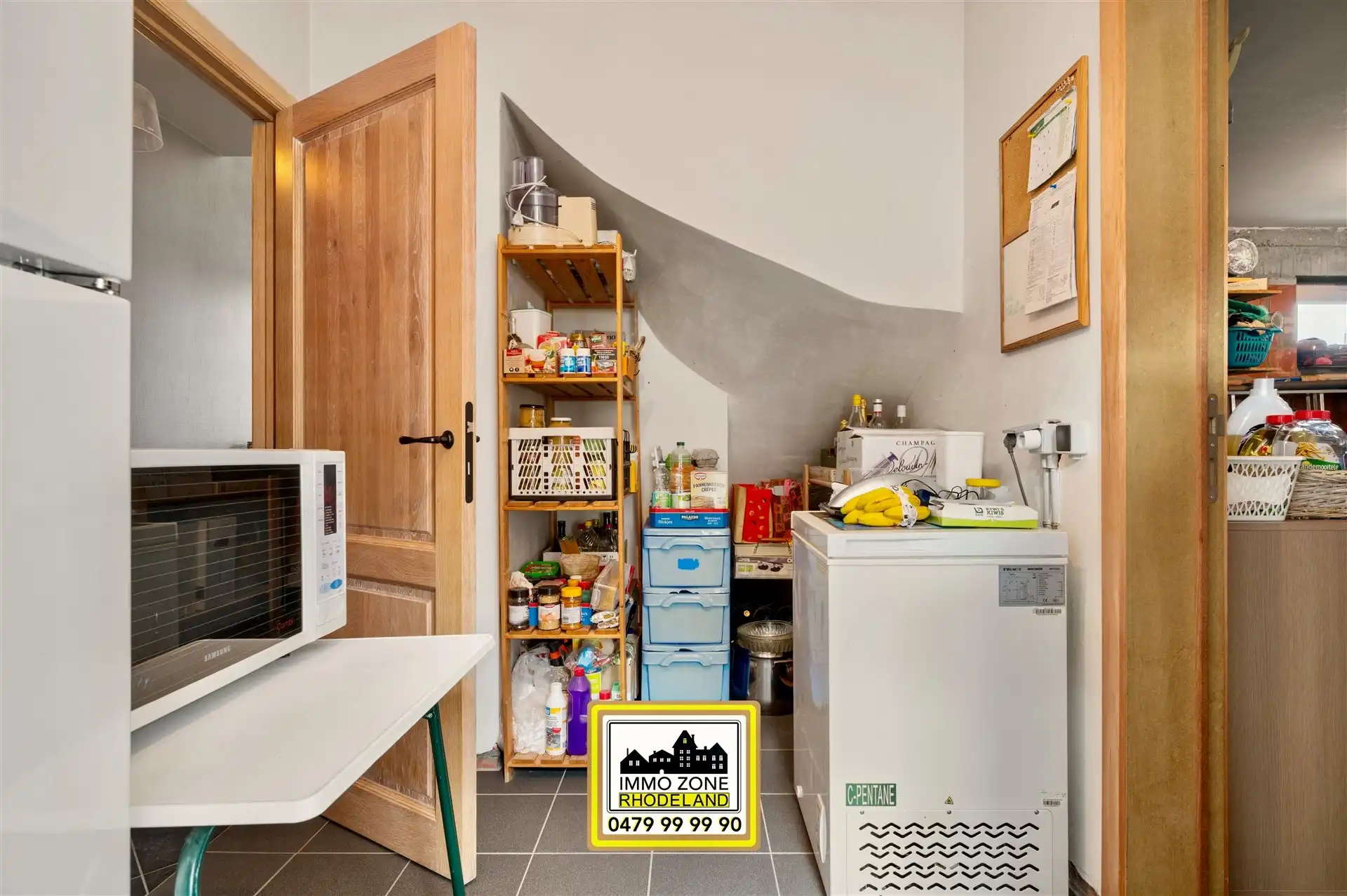 Prachtige woning in doodlopende straat vlakbij de markt  foto 14