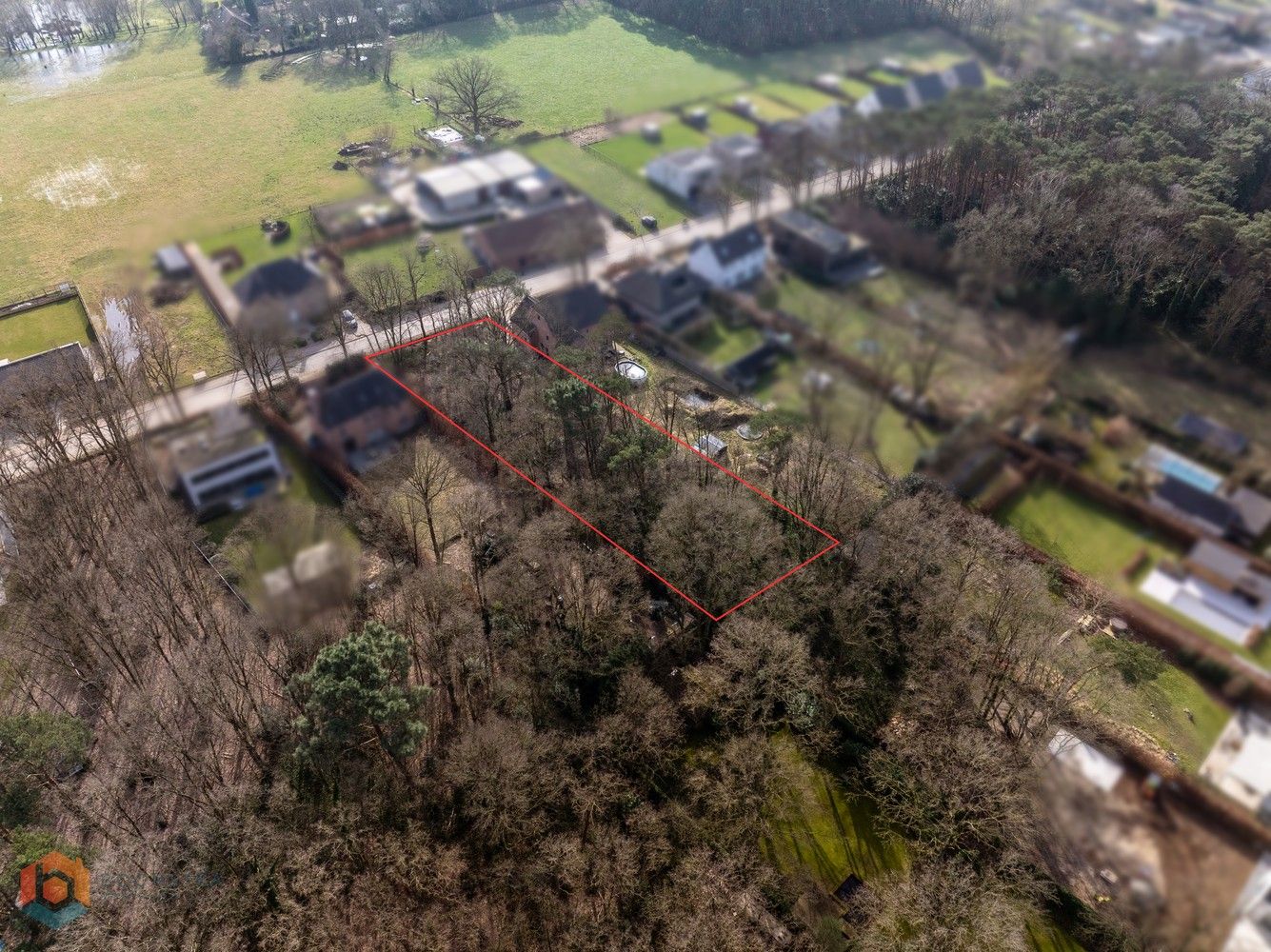 Bouwgrond voor open bebouwing op 1605 m² foto 3