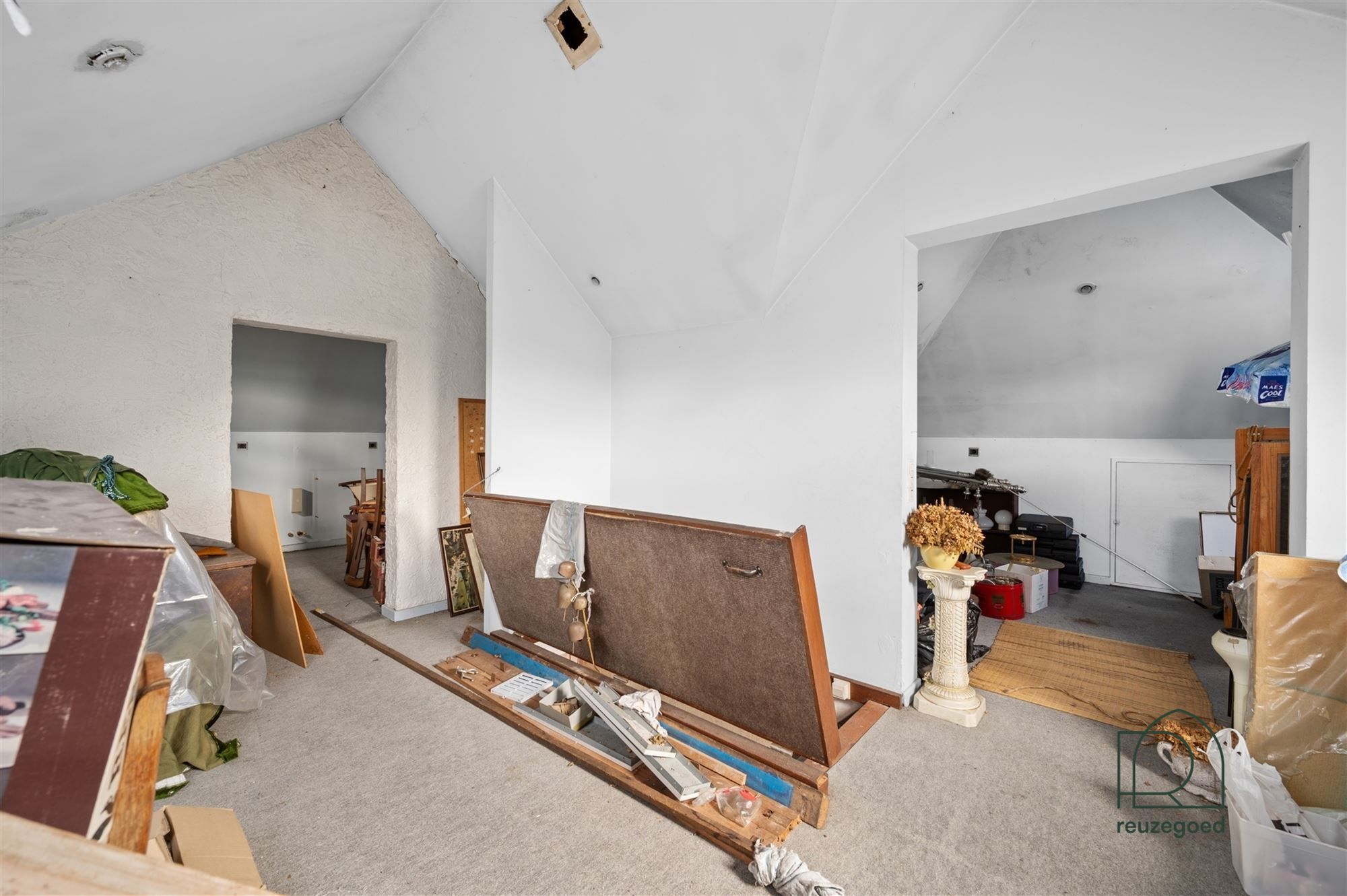 Te renoveren huis (tweewoonst)  met mogelijkheid tot 2 bouwgronden foto 22