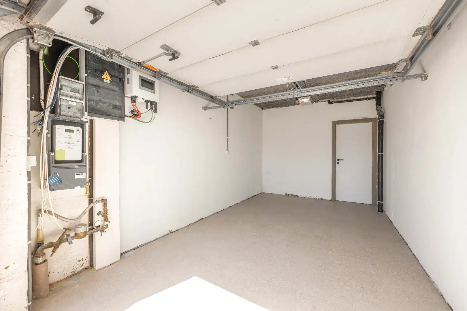 VOLLEDIG GERENOVEERDE WONING OP TOPLOCATIE IN KOOLSKAMP foto 11
