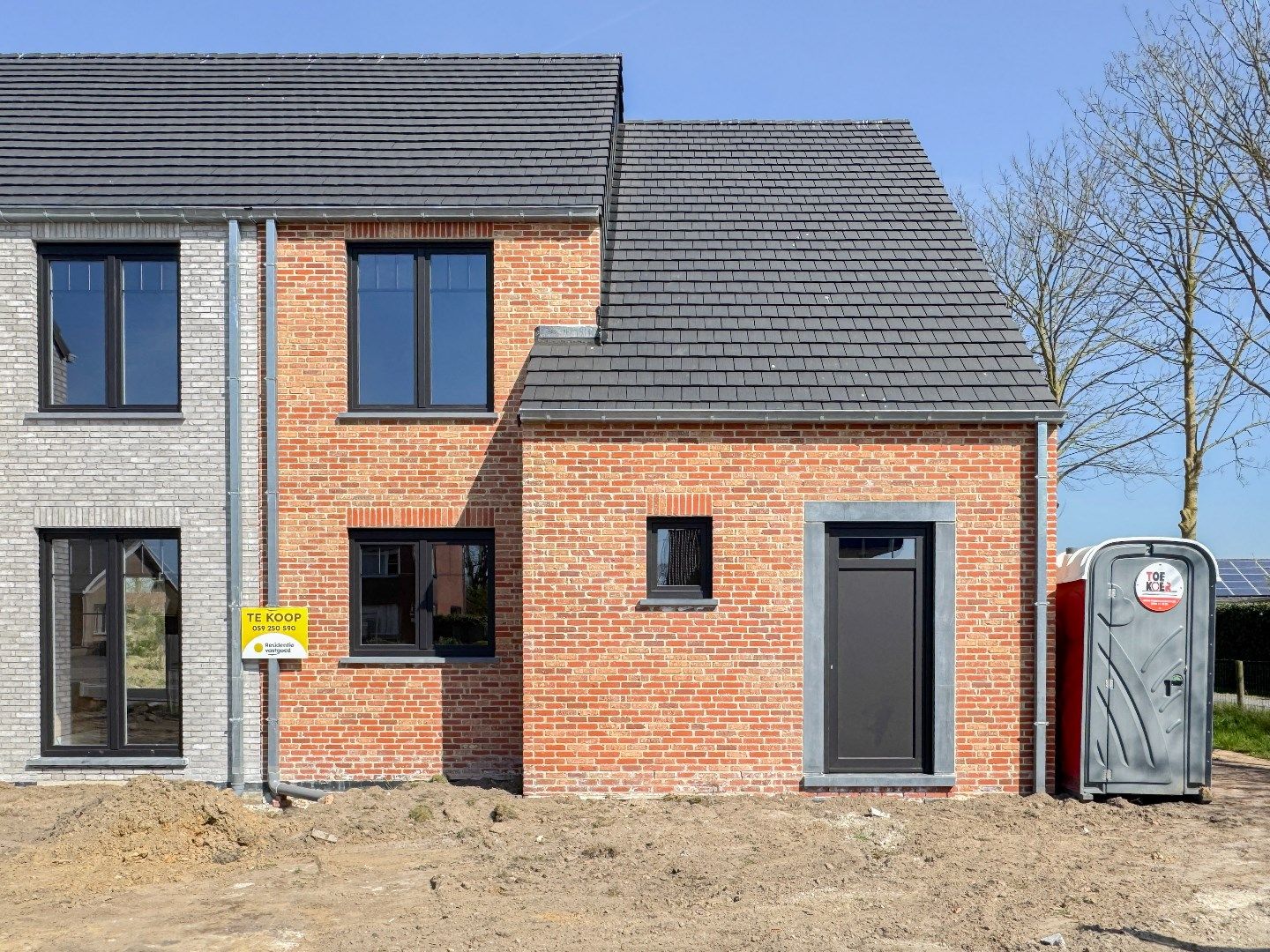 Ruime 3-slaapkamer woning op boogscheut van centrum Eernegem foto {{pictureIndex}}