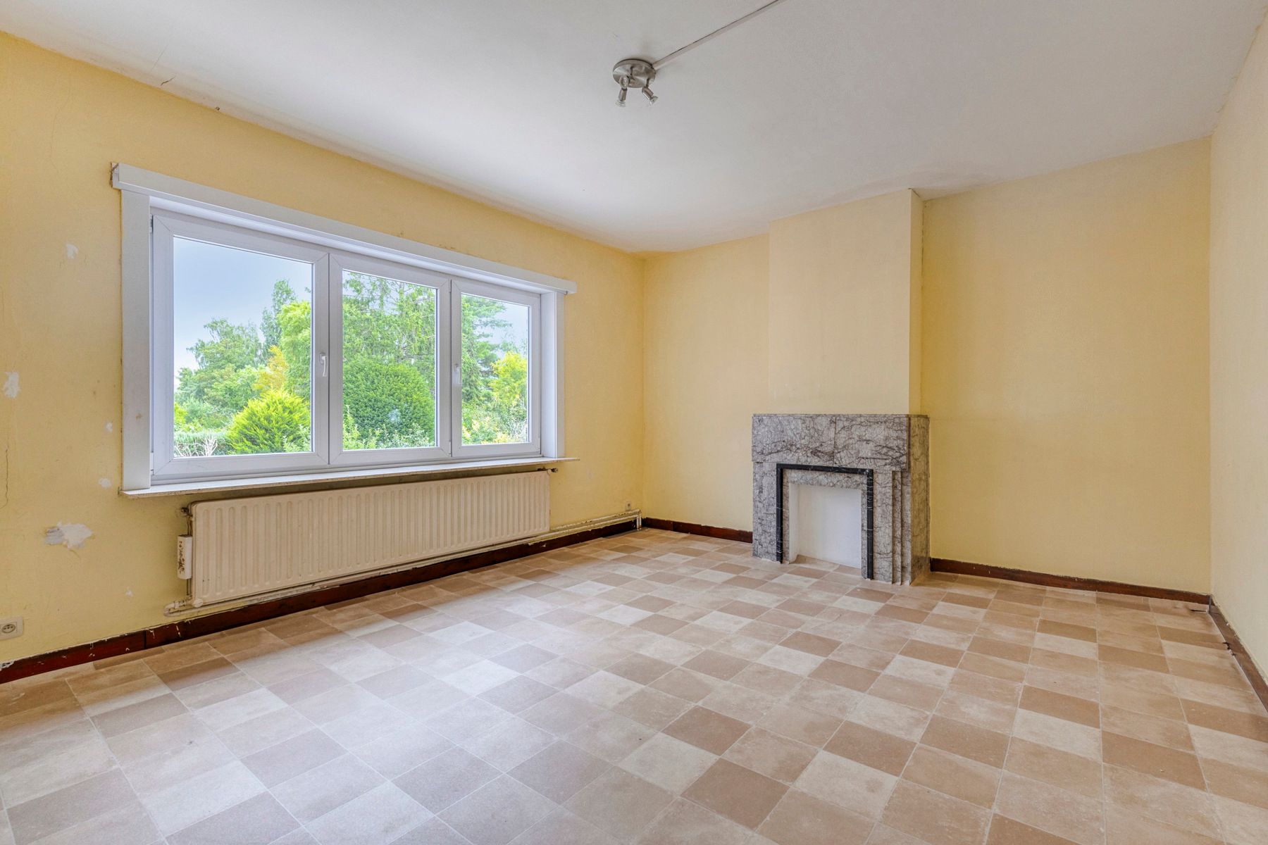 Centraal gelegen rijwoning met 4 slaapkamers foto 10