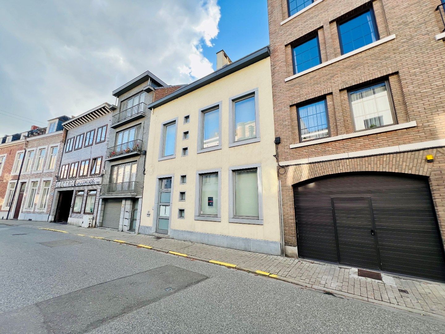 Ruime, exclusieve woning in centrum met 2 (of 3) slpks en terras foto 12