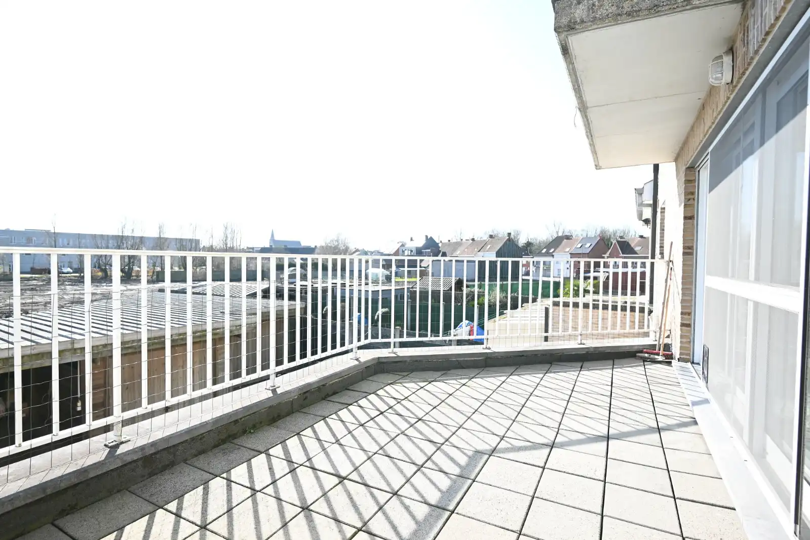 Ruim en lichtrijk appartement met prachtig zicht op het Roobeekpark! foto 9